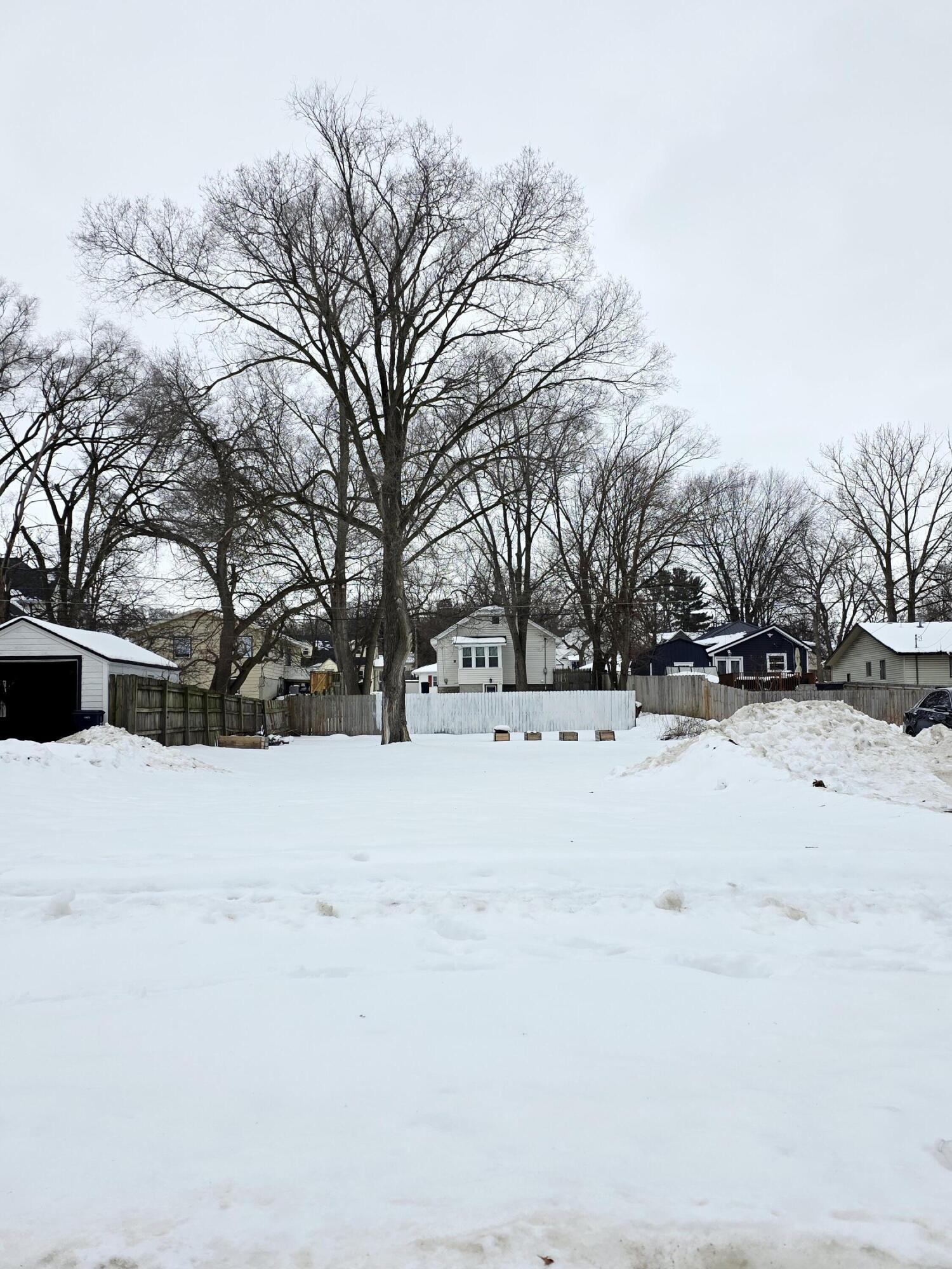 136 E 19th Street
