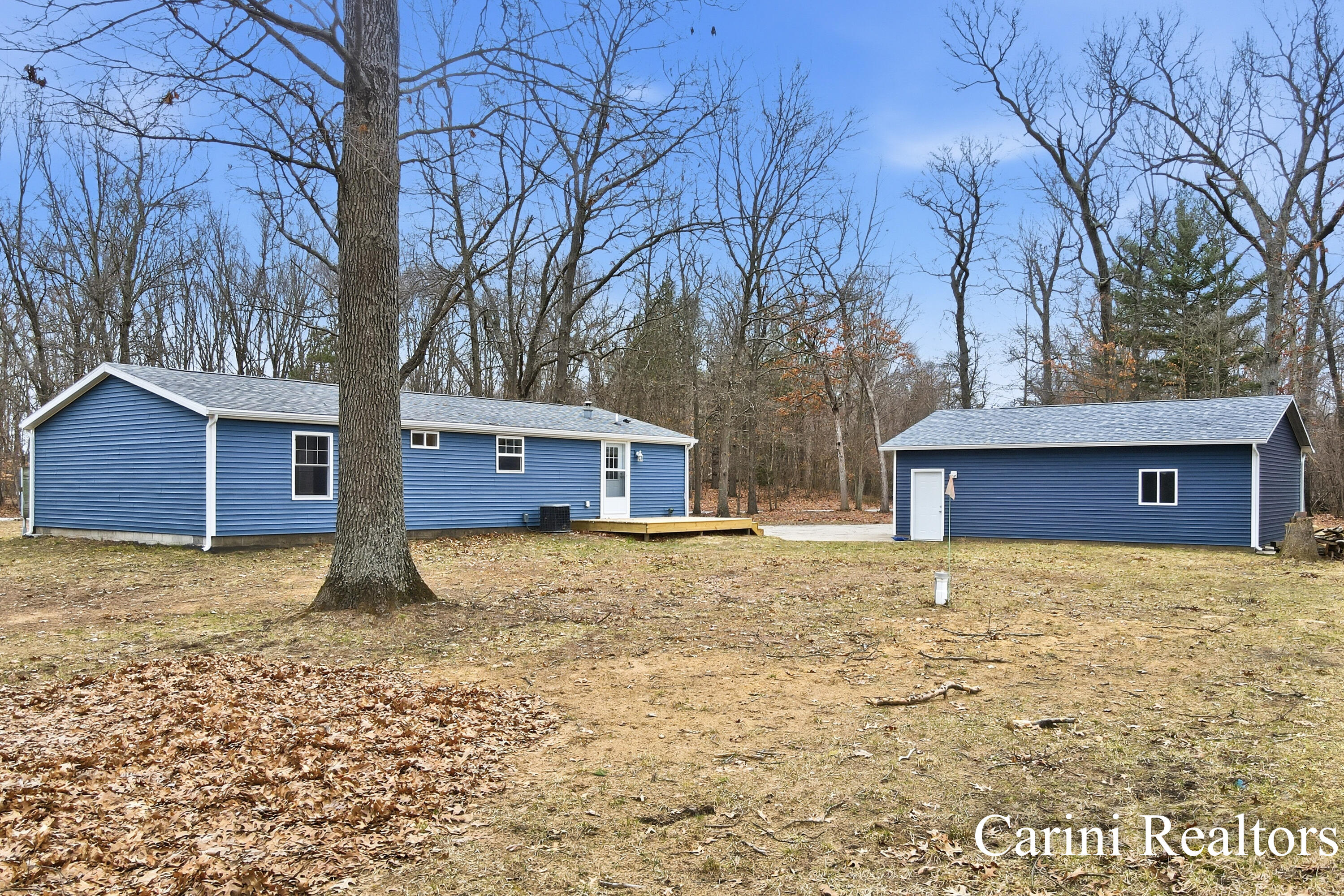 5324 Nadeau Drive