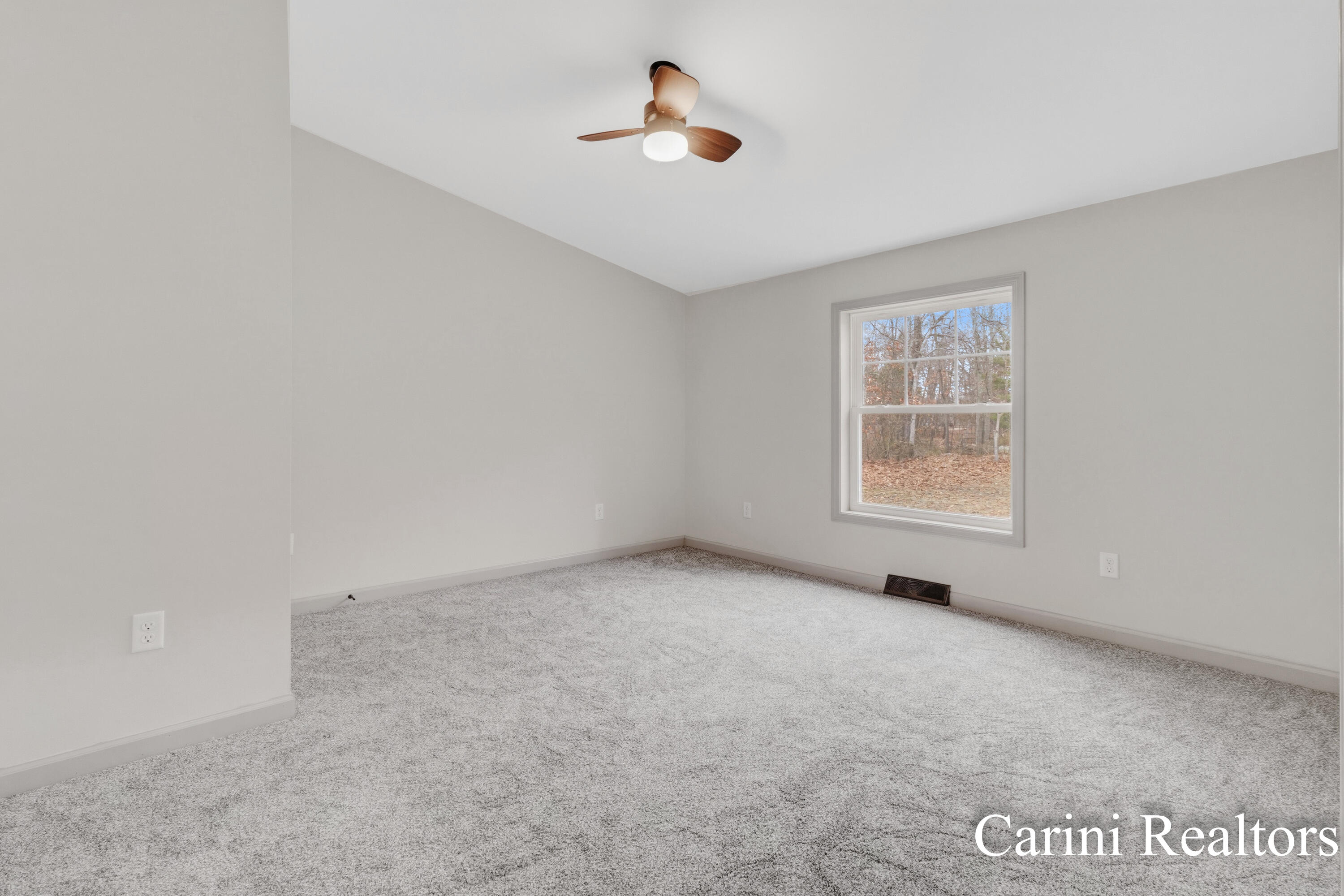 5324 Nadeau Drive