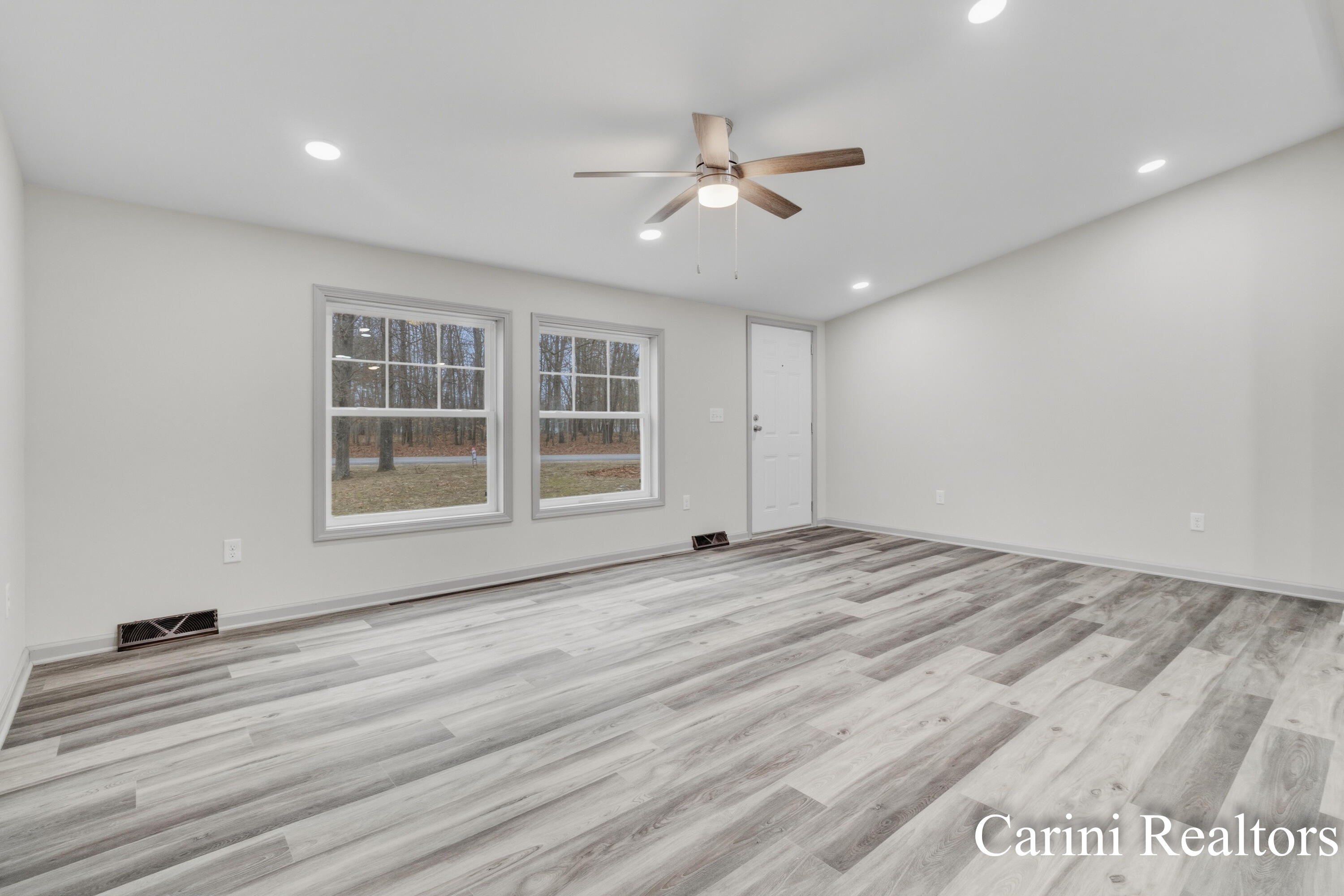 5324 Nadeau Drive