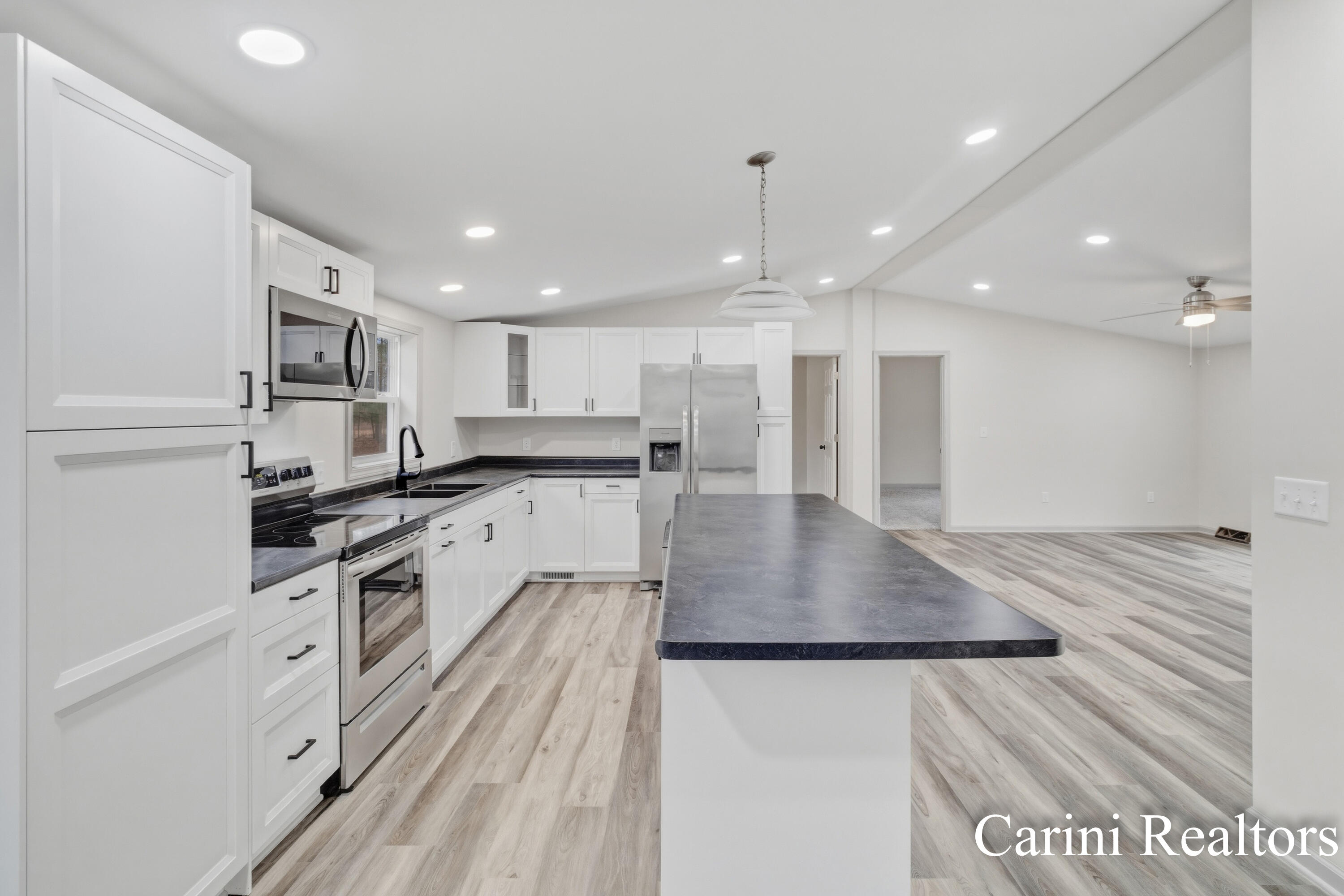 5324 Nadeau Drive