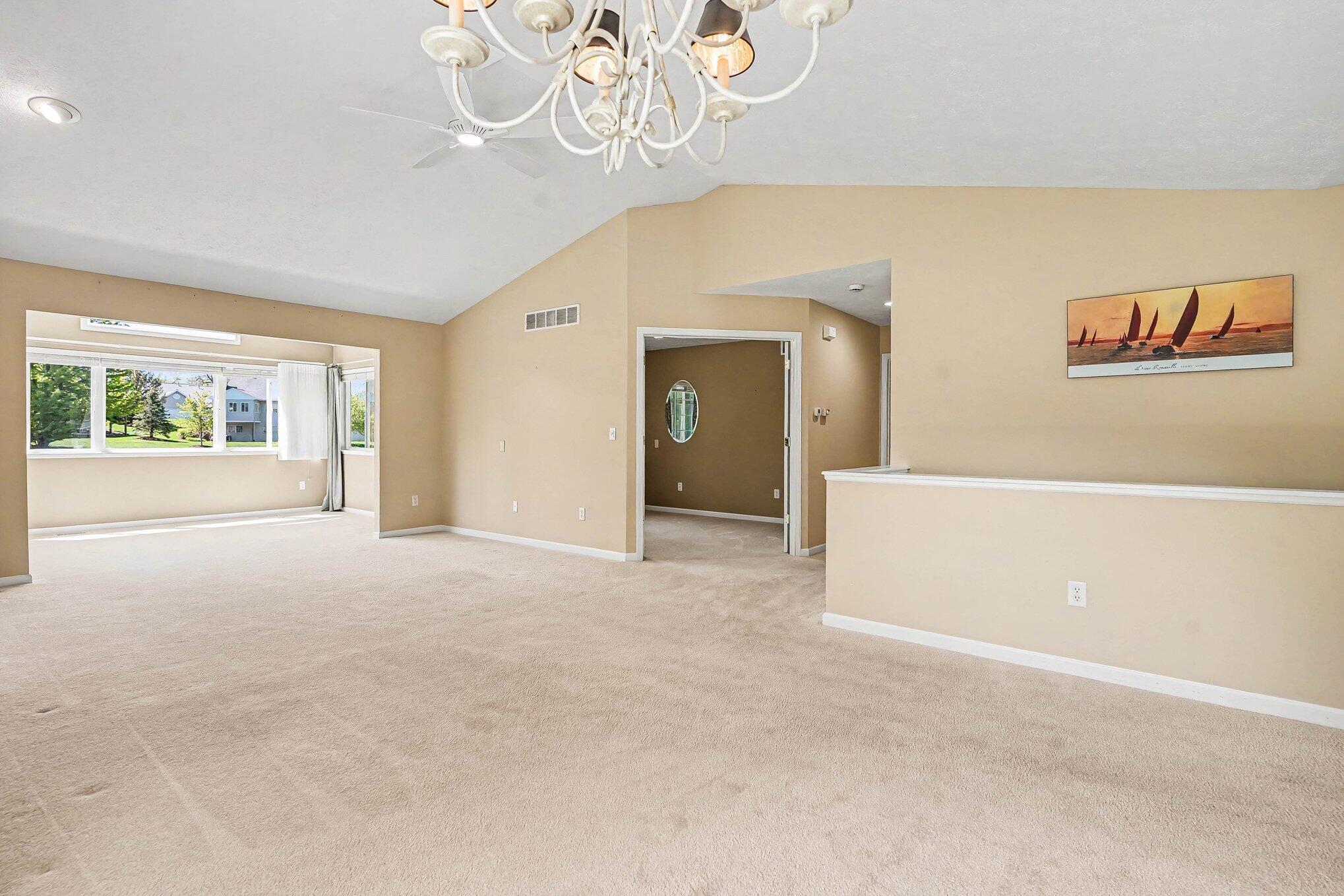 1117-1 Fountain View Circle