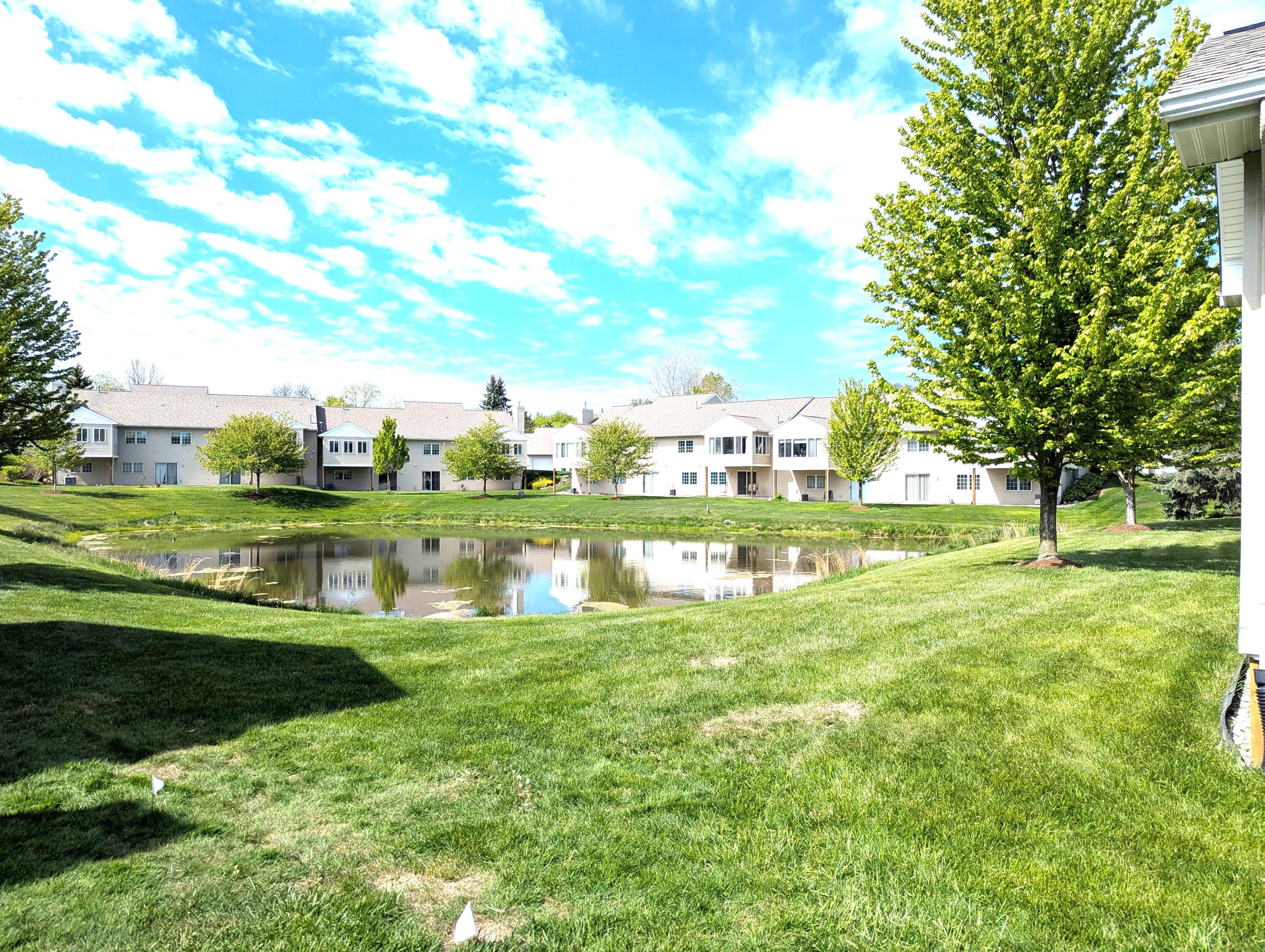1117-1 Fountain View Circle