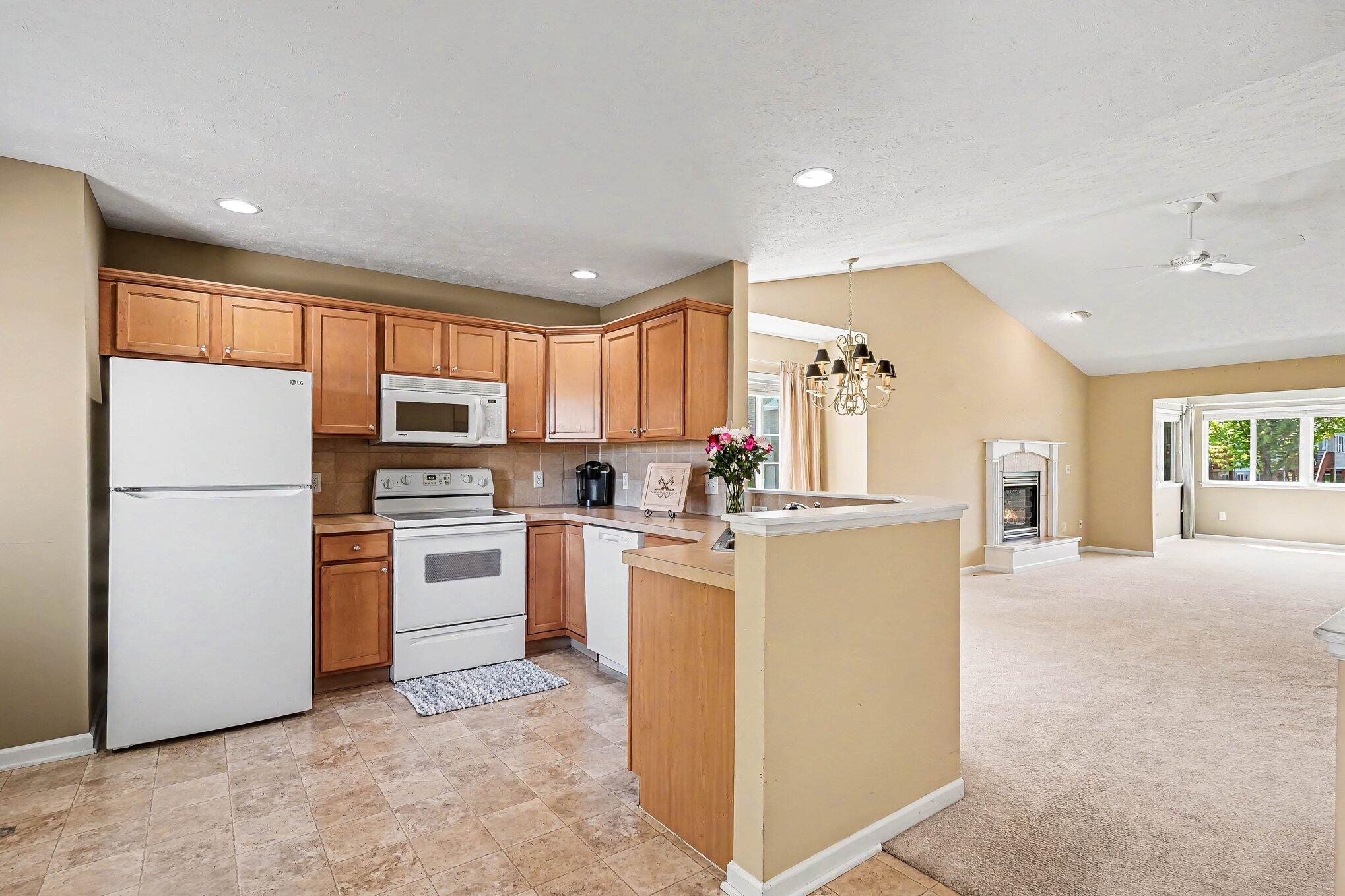 1117-1 Fountain View Circle
