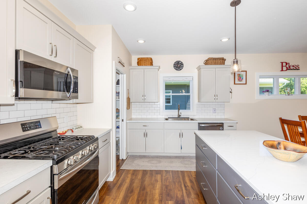 6424 Copperleaf Court 24