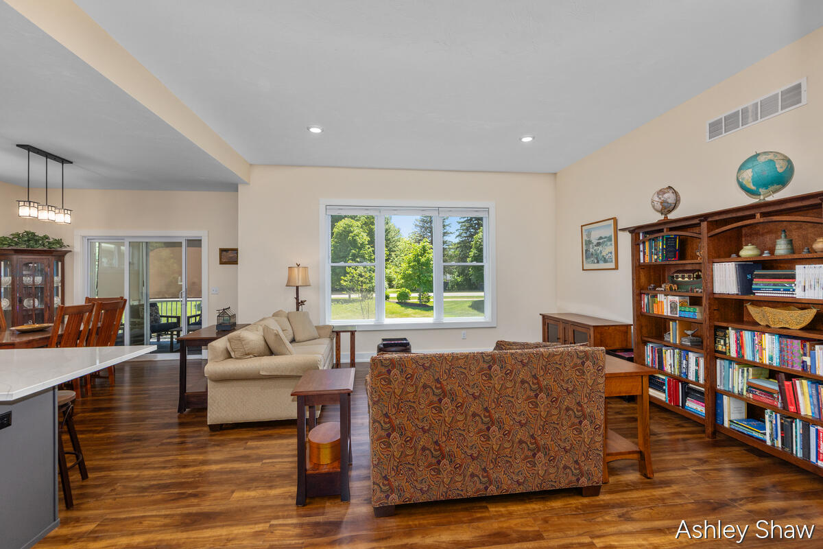 6424 Copperleaf Court 24