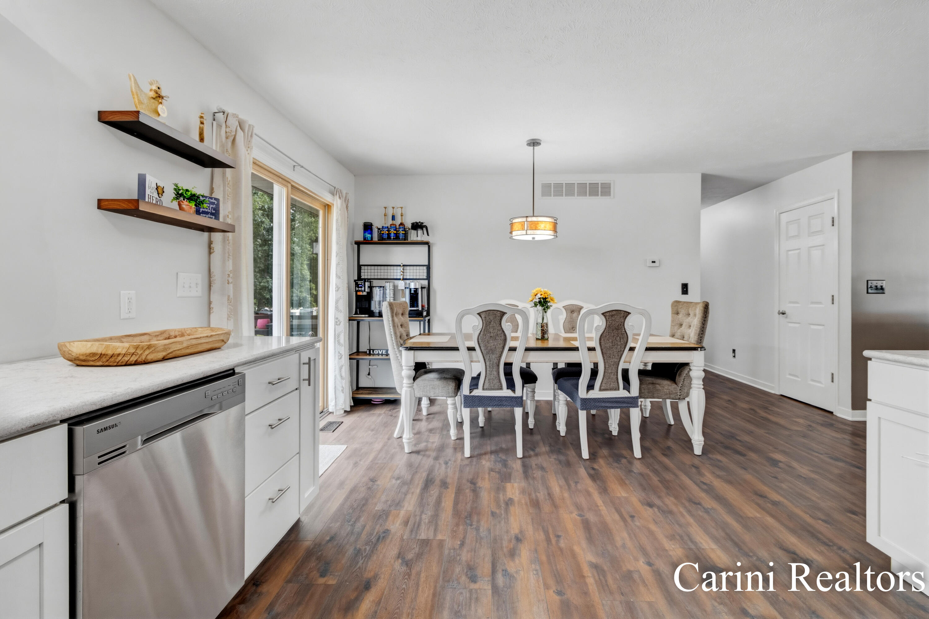 775 Schultz Street NW