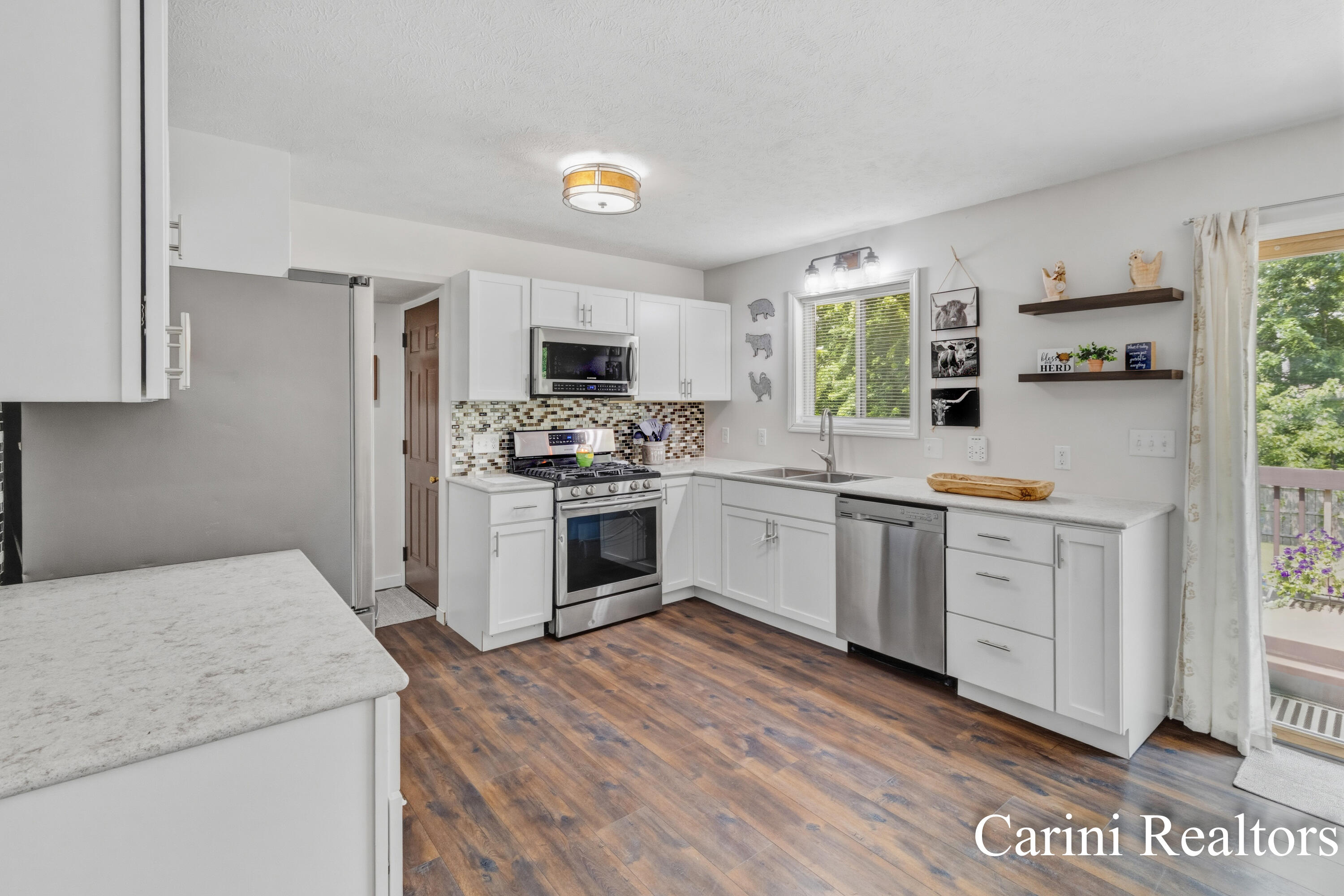 775 Schultz Street NW
