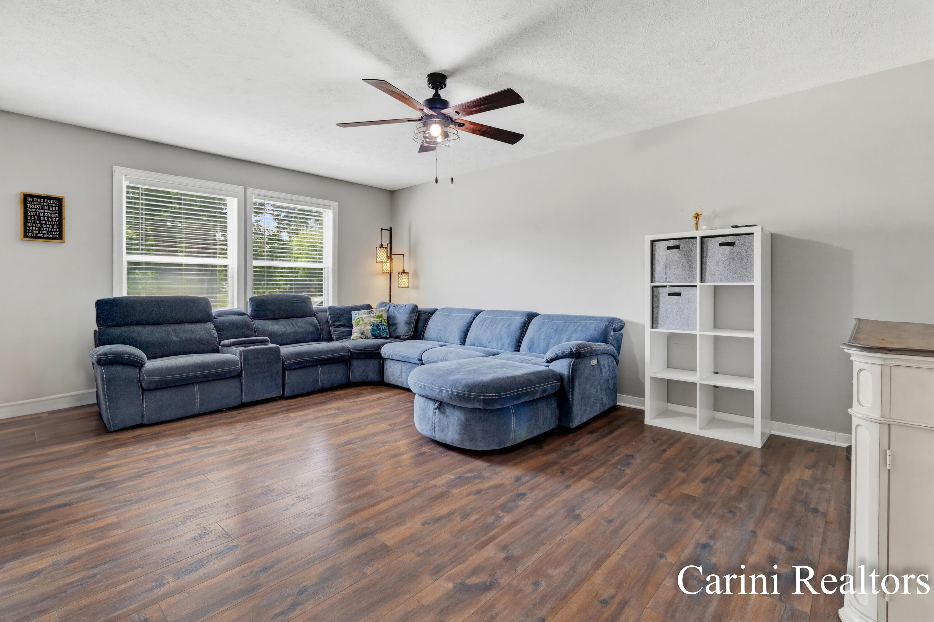 775 Schultz Street NW