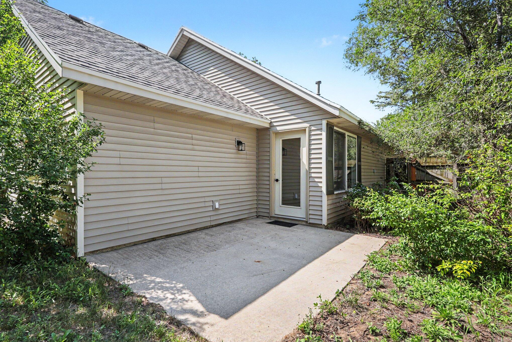 550 W 22nd Street