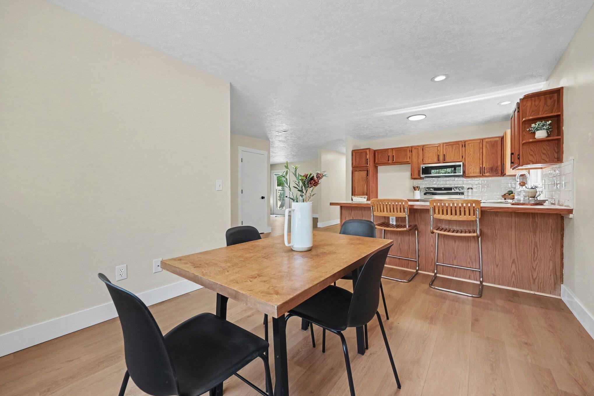 550 W 22nd Street