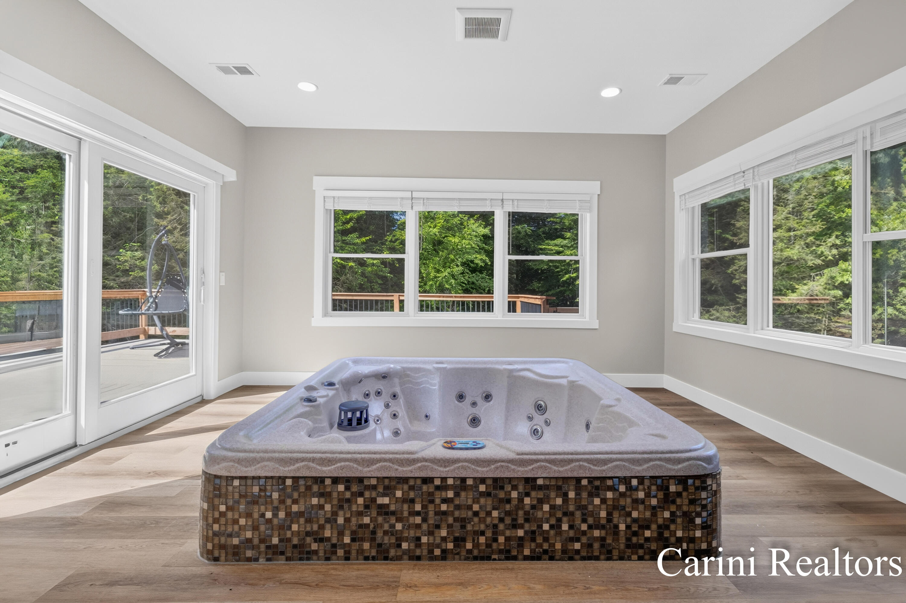 10 Morton Trail