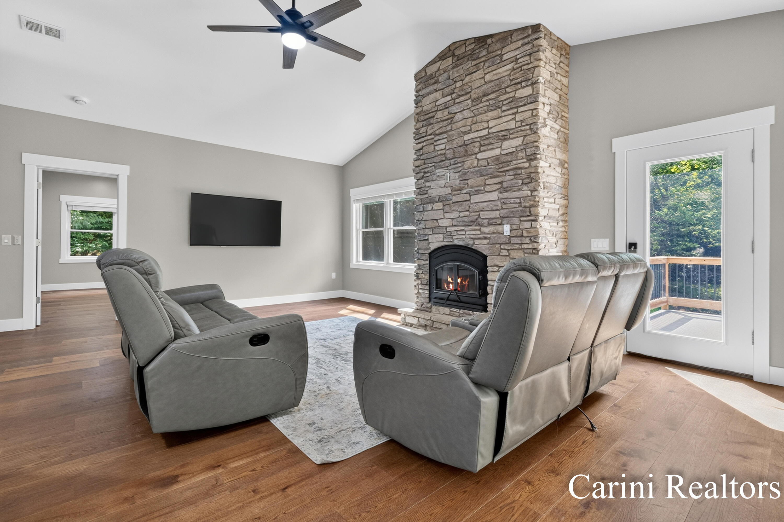 10 Morton Trail