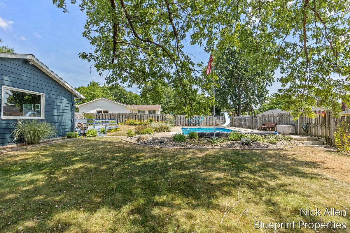 3526 Keswick Drive NE