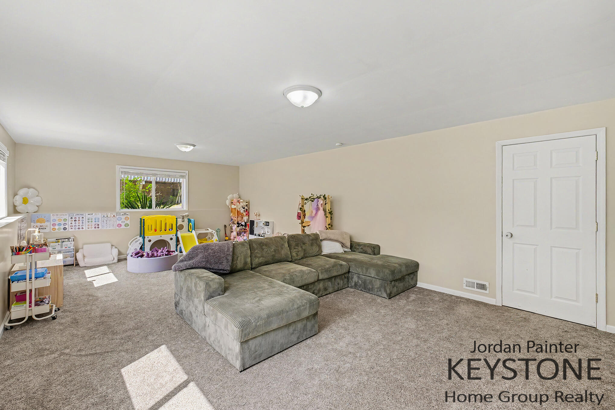 2117 Kinnrow Avenue NW