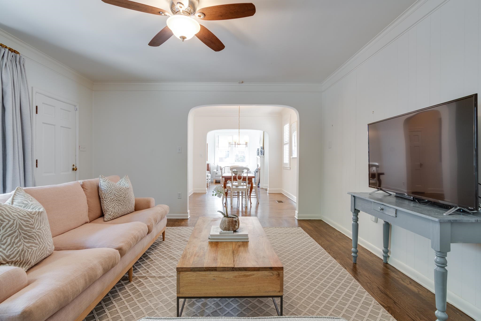 196 PALISADE AVE