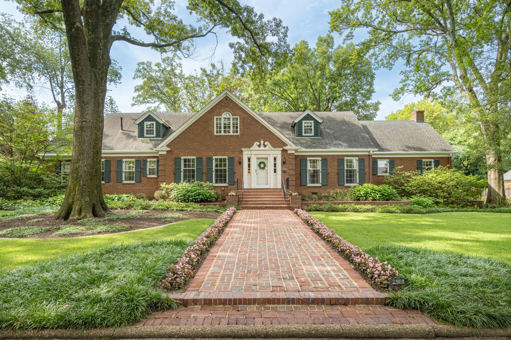 2963 ROBIN RD