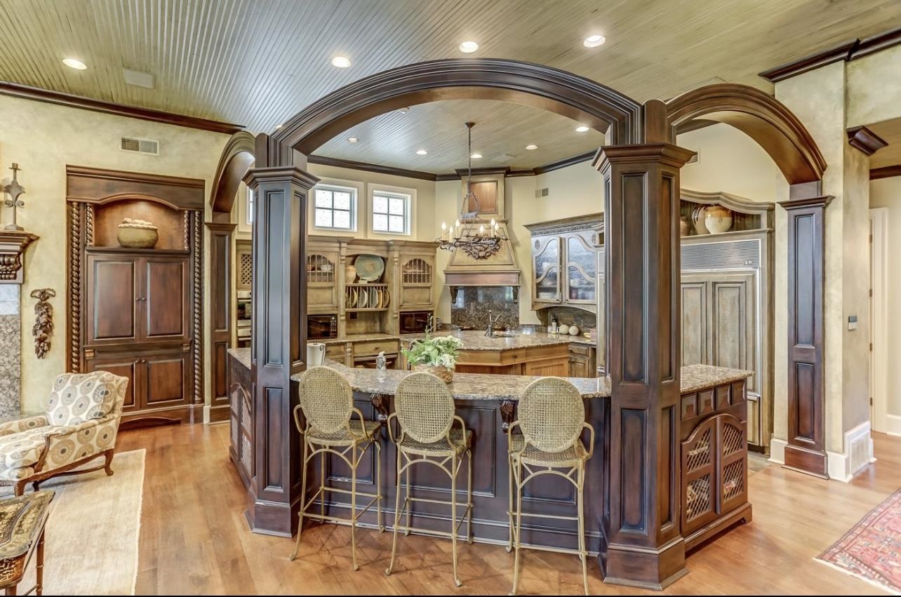 8575 THE ISLAND AT SOUTHWIN DR