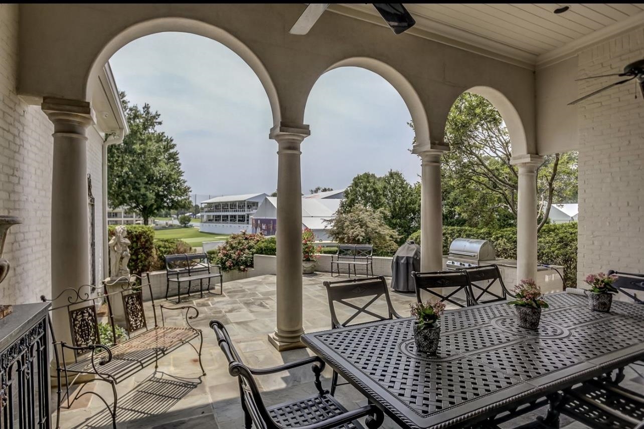 8575 THE ISLAND AT SOUTHWIN DR