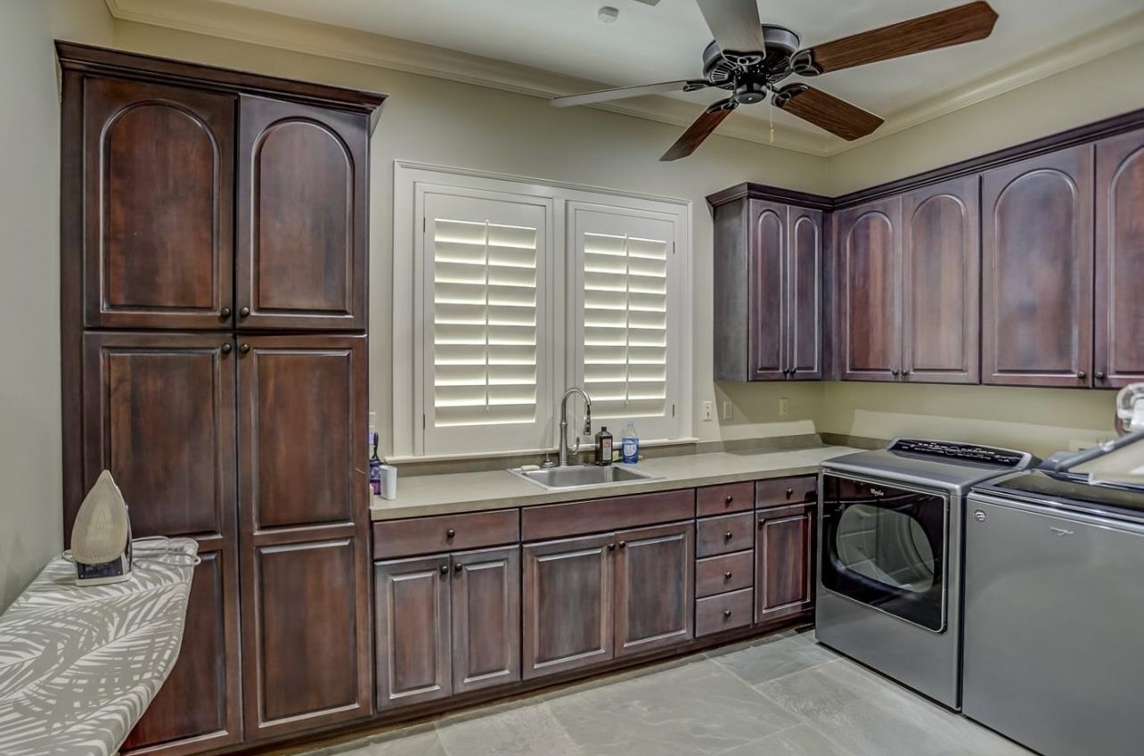 8575 THE ISLAND AT SOUTHWIN DR