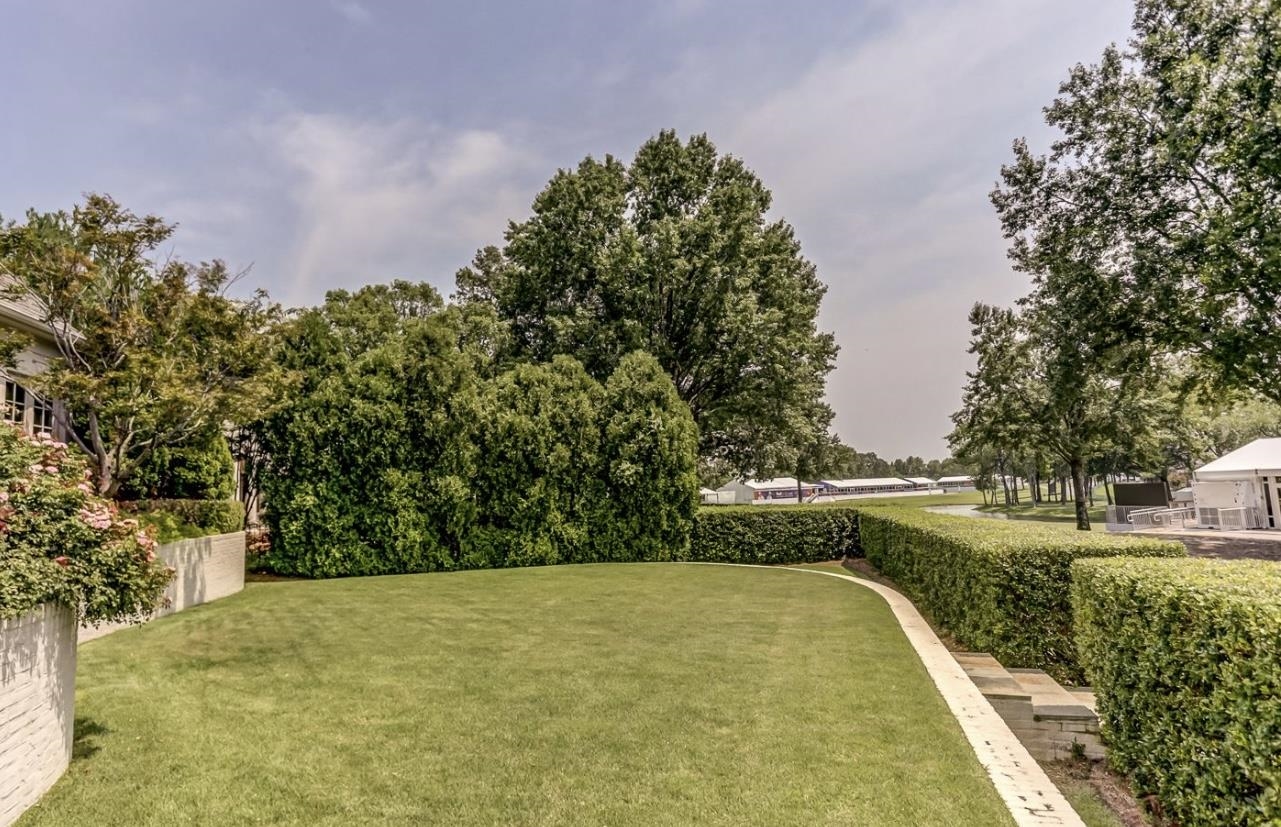 8575 THE ISLAND AT SOUTHWIN DR