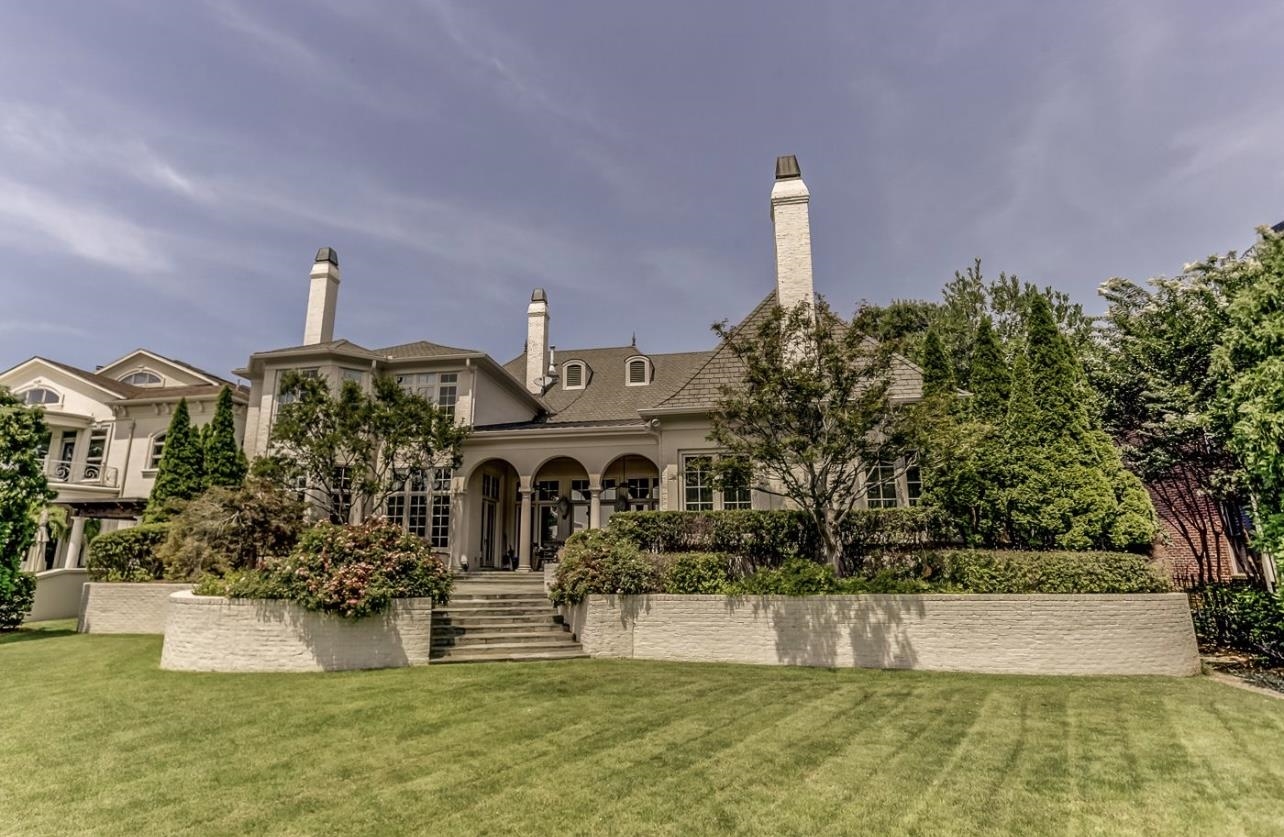 8575 THE ISLAND AT SOUTHWIN DR