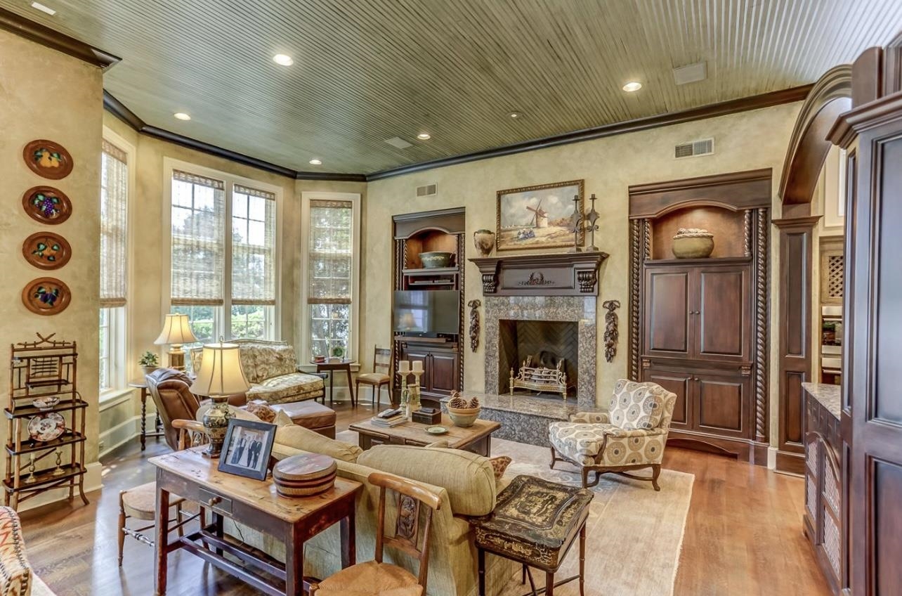 8575 THE ISLAND AT SOUTHWIN DR