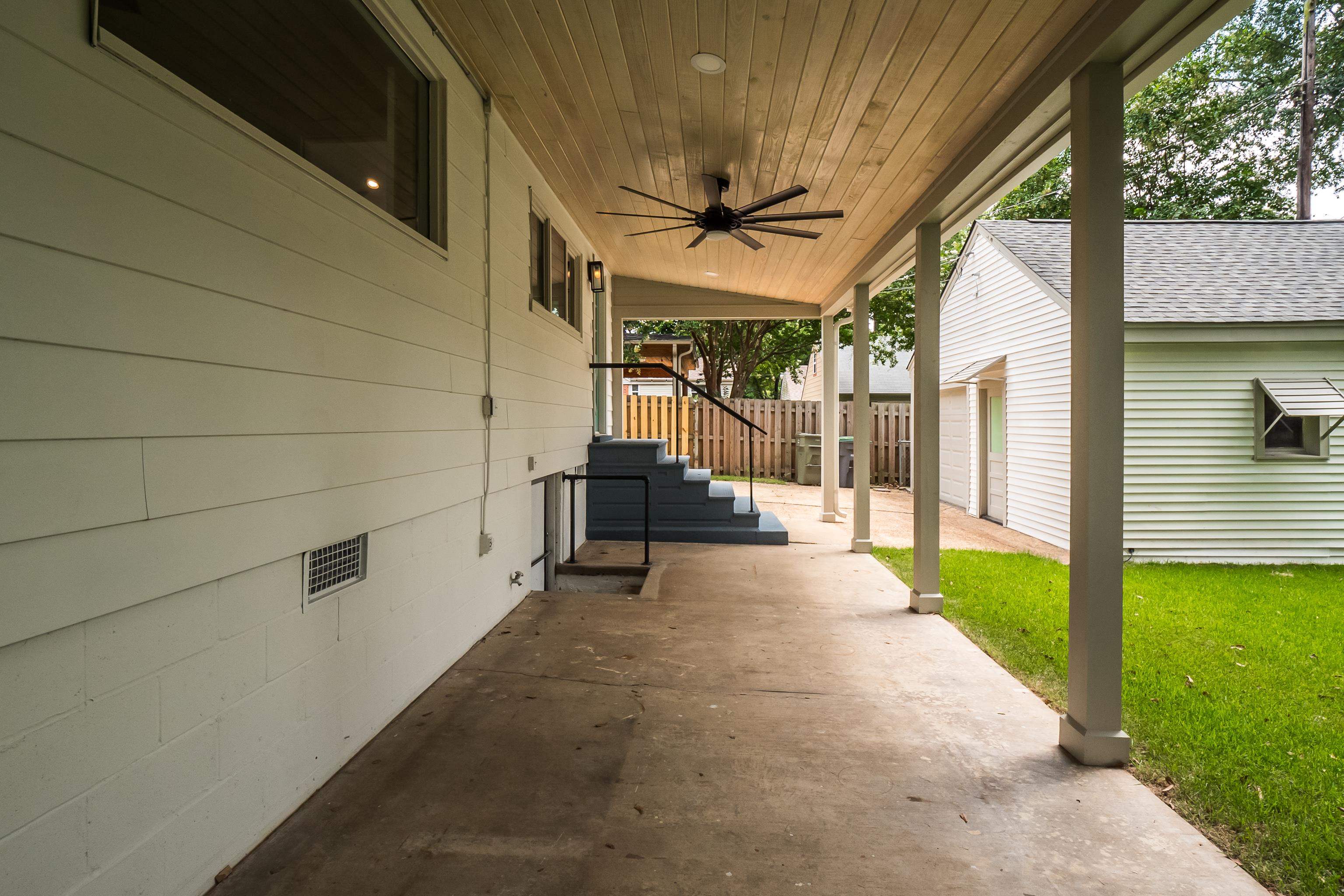 3625 CHARLESWOOD AVE