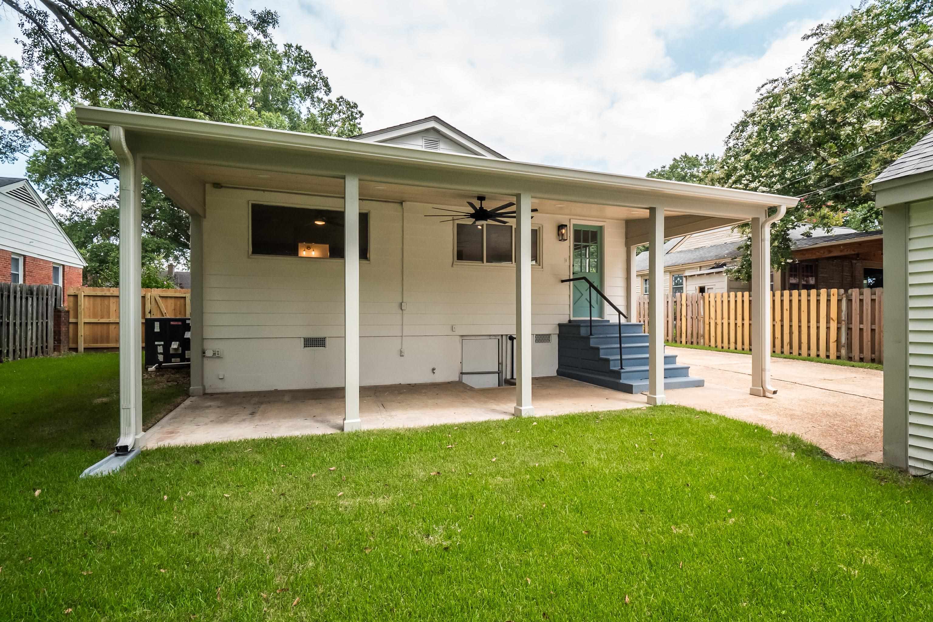 3625 CHARLESWOOD AVE