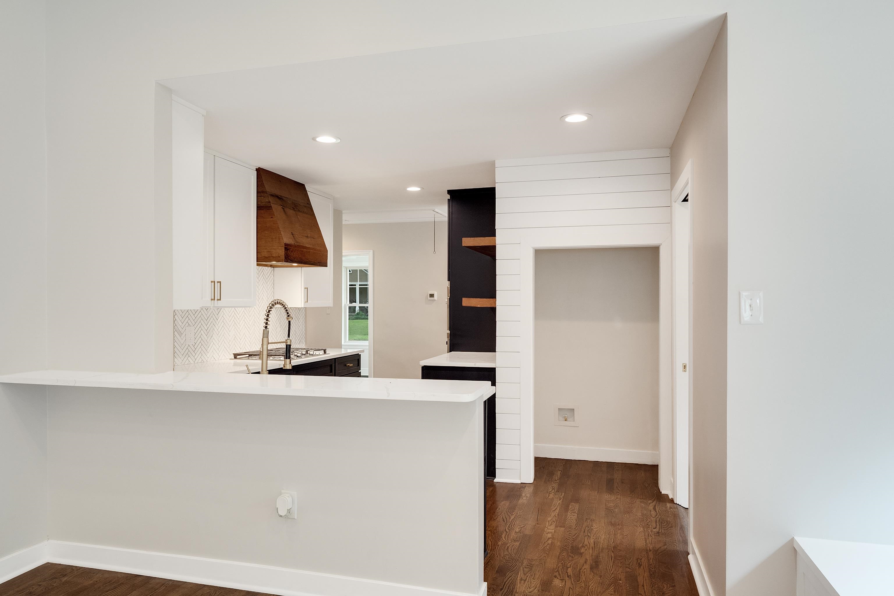 3625 CHARLESWOOD AVE