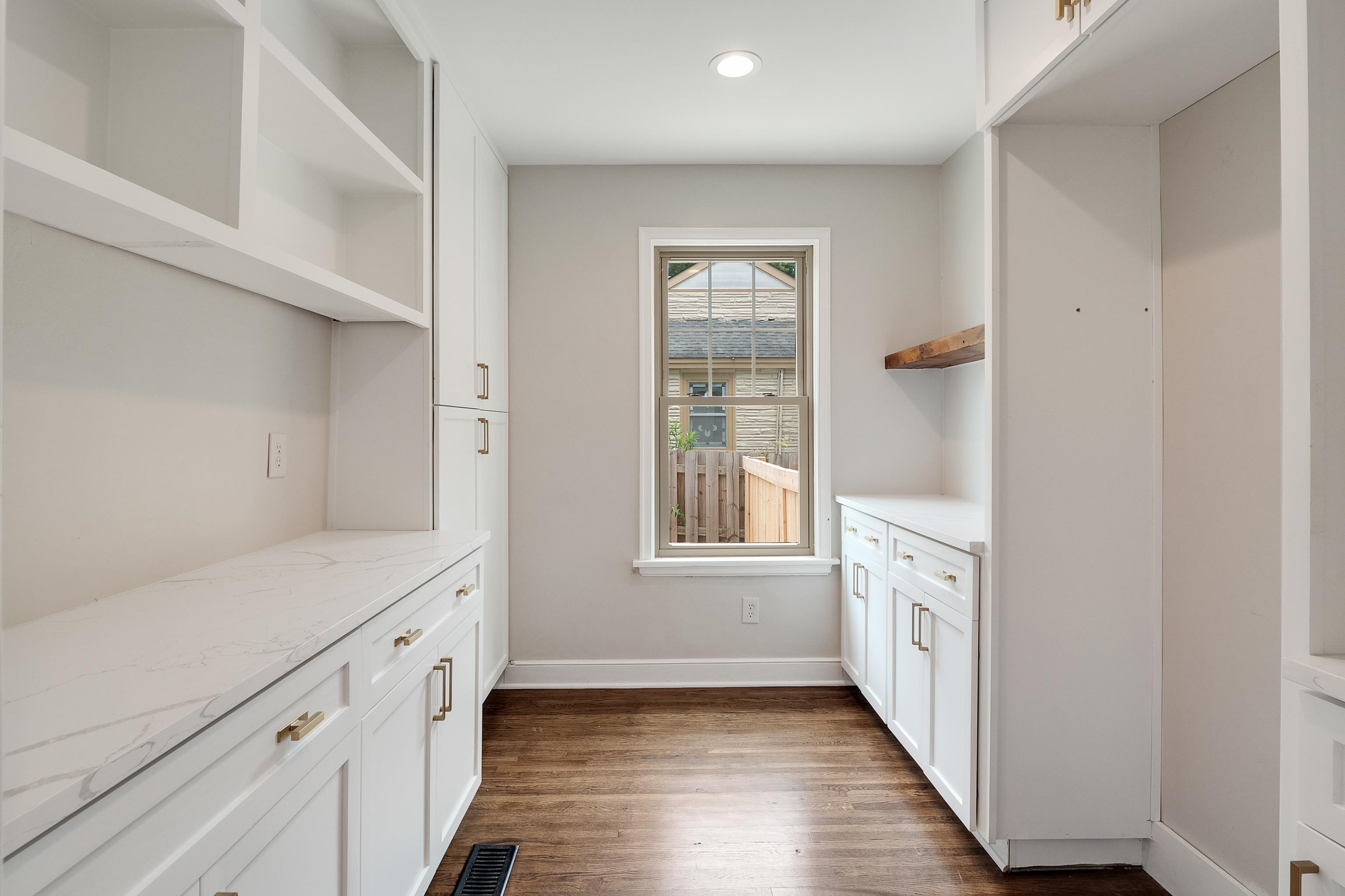 3625 CHARLESWOOD AVE