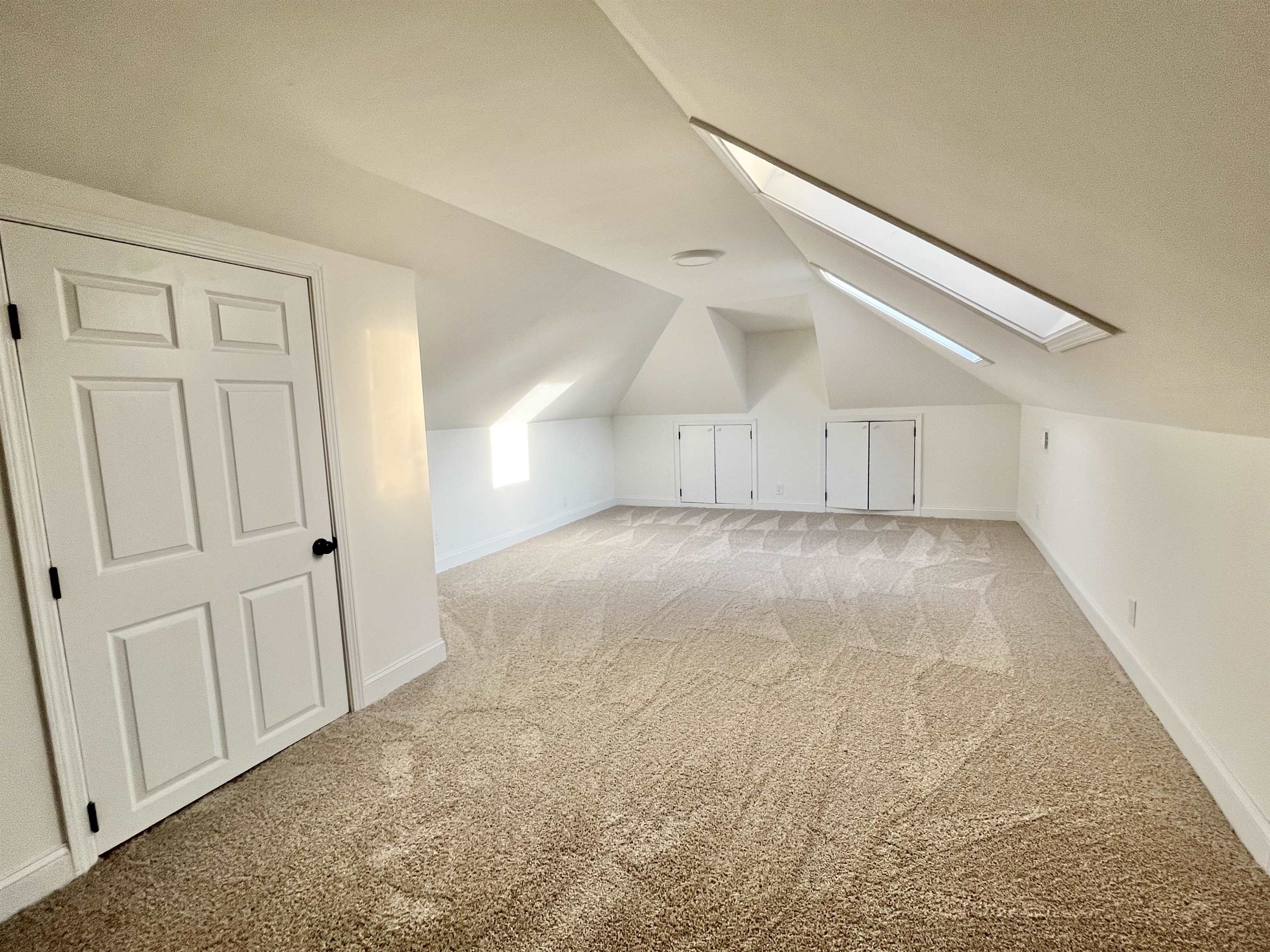 3395 HIGHLAND PARK PL