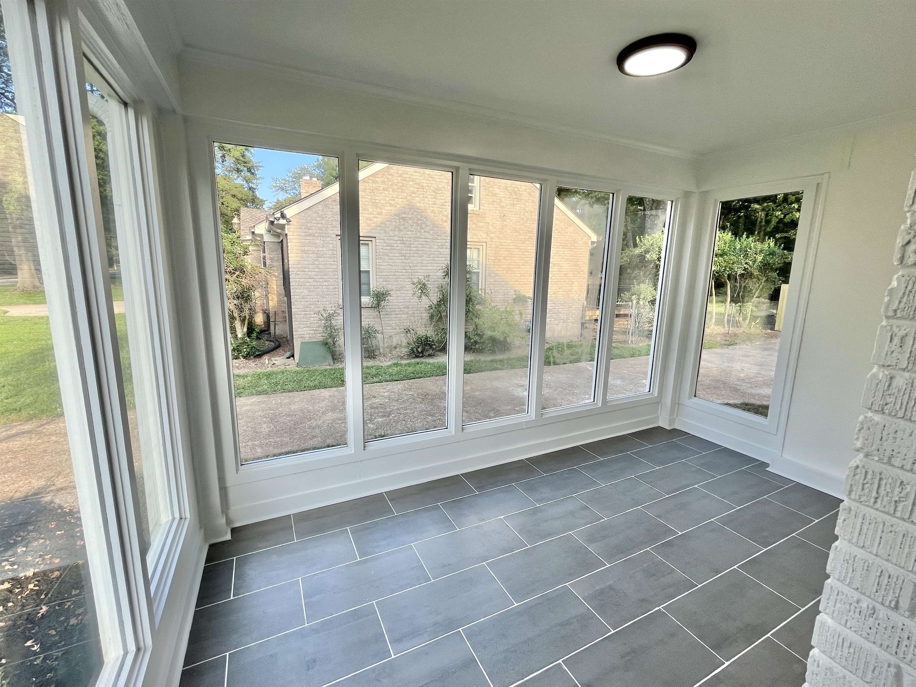 3395 HIGHLAND PARK PL