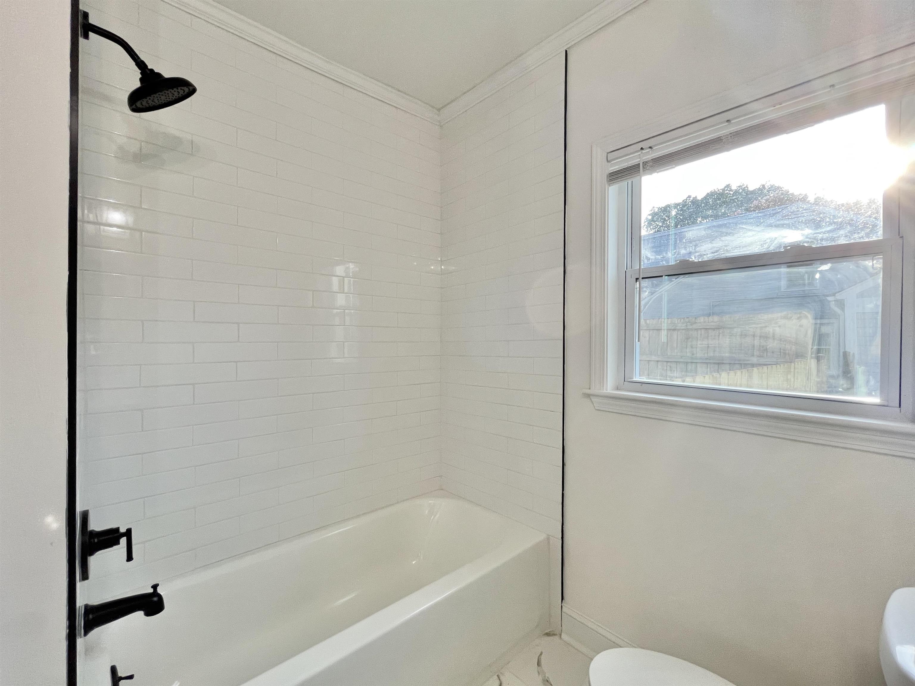 3395 HIGHLAND PARK PL