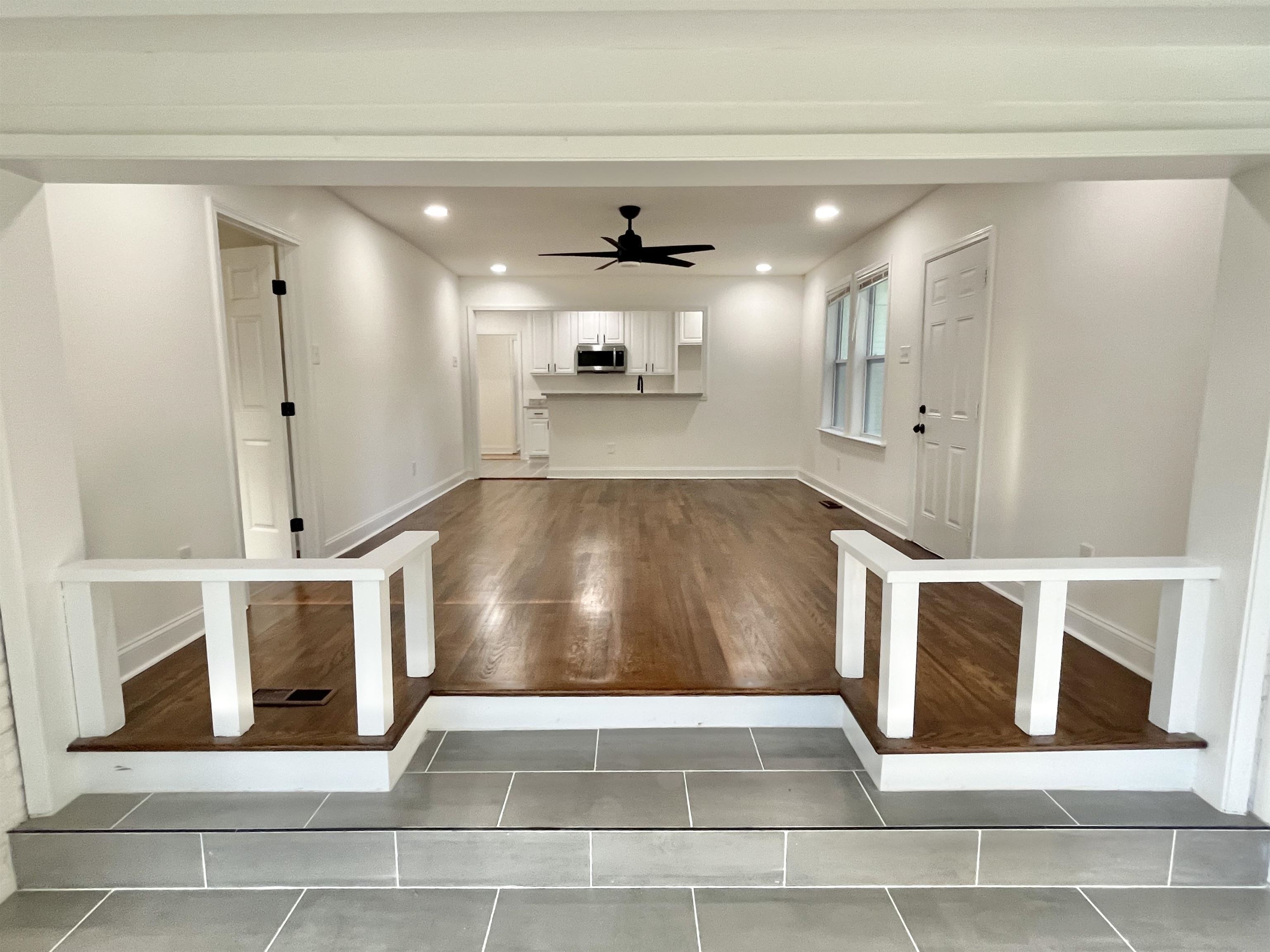 3395 HIGHLAND PARK PL