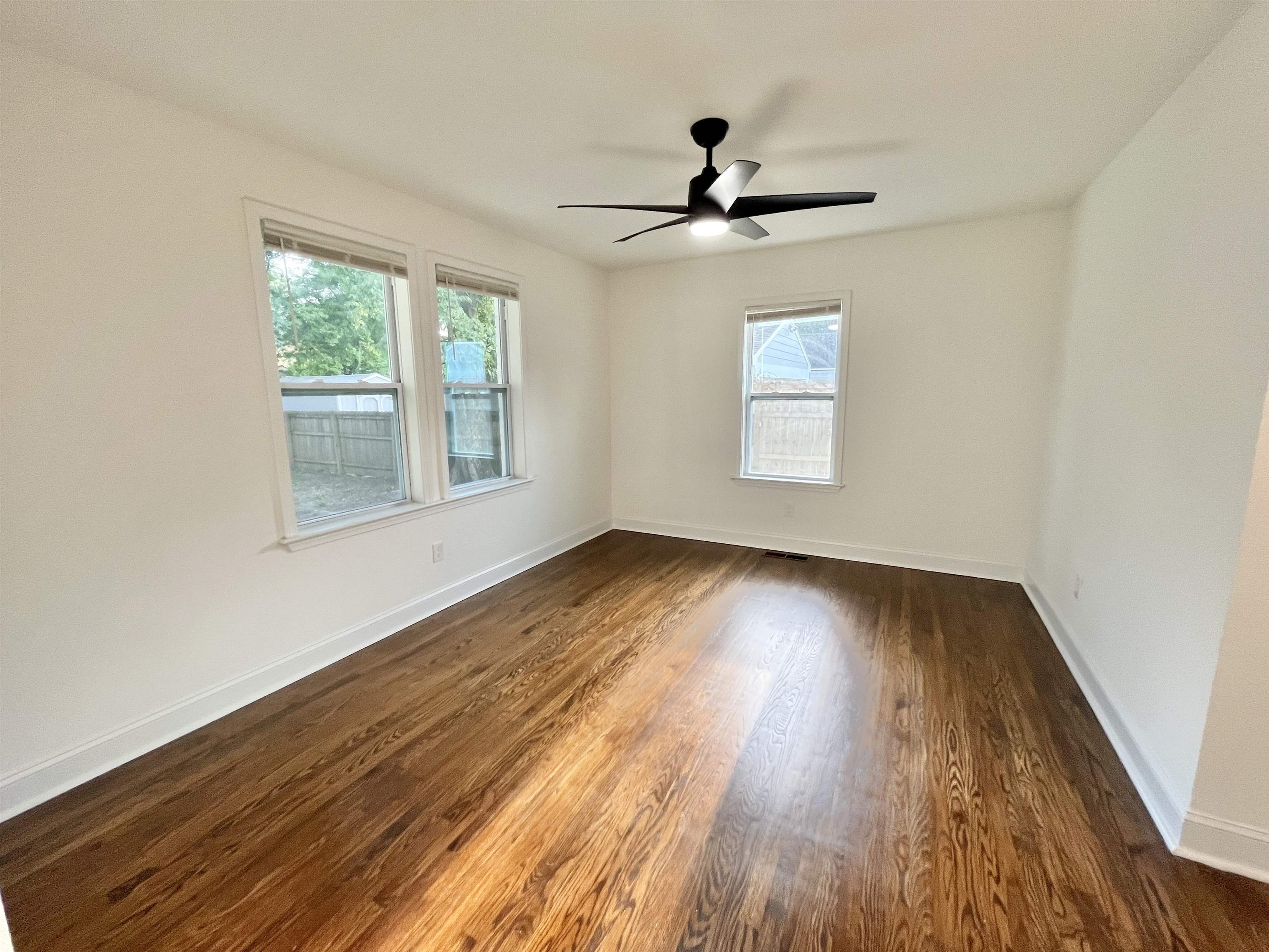 3395 HIGHLAND PARK PL