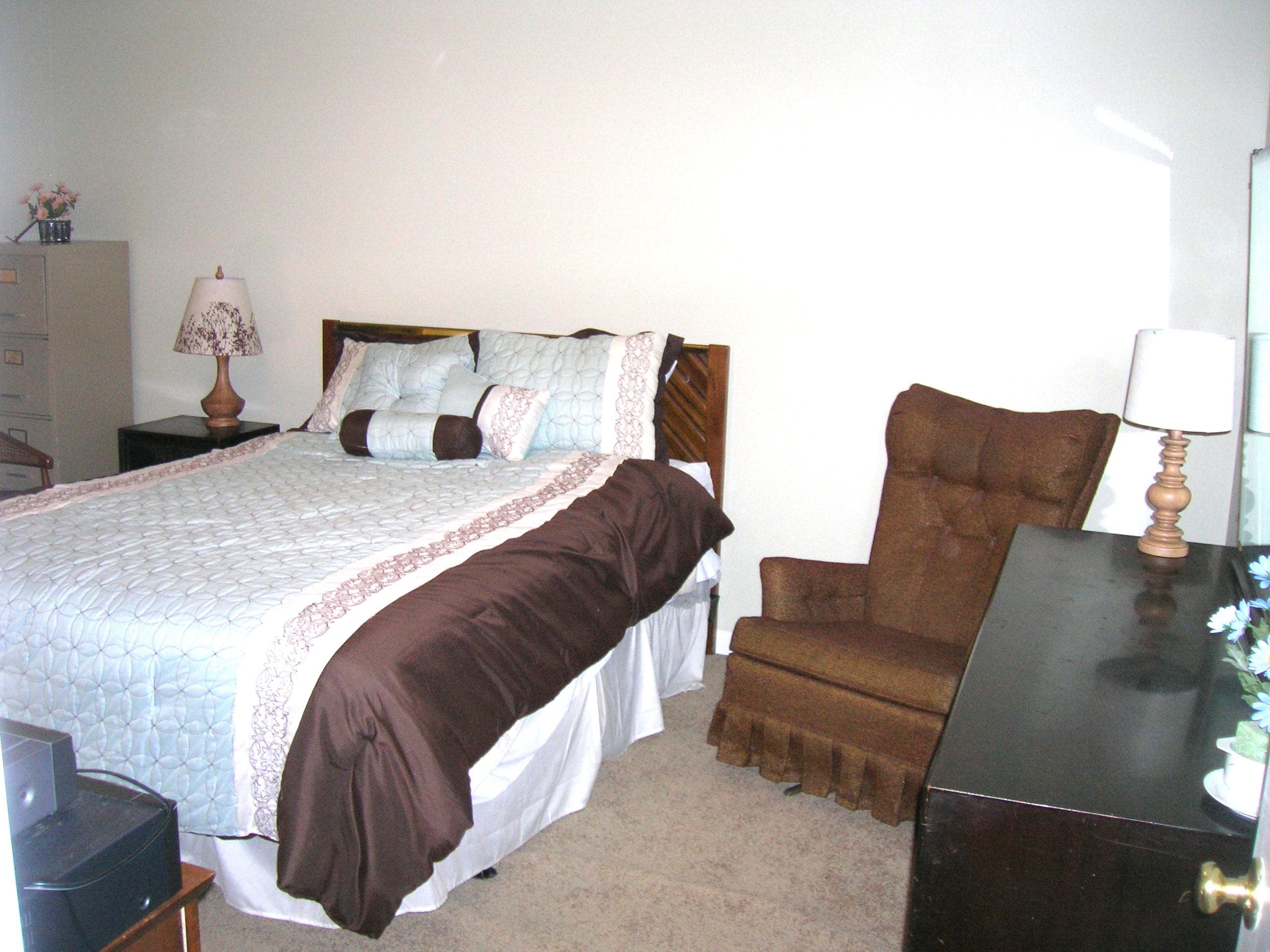 8668 SANDY HILL CV E