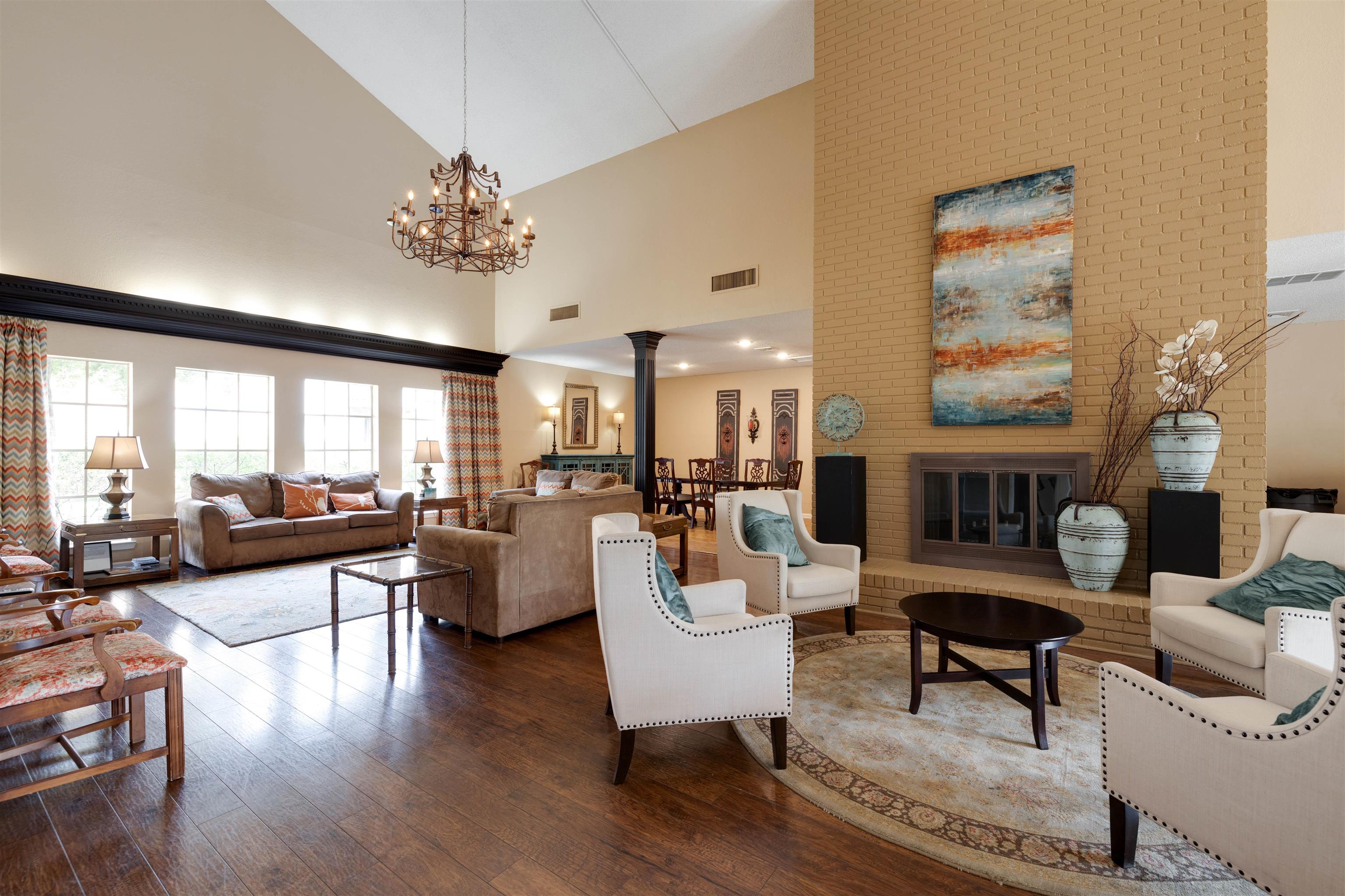 809 CREEKSIDE DR Unit: 2