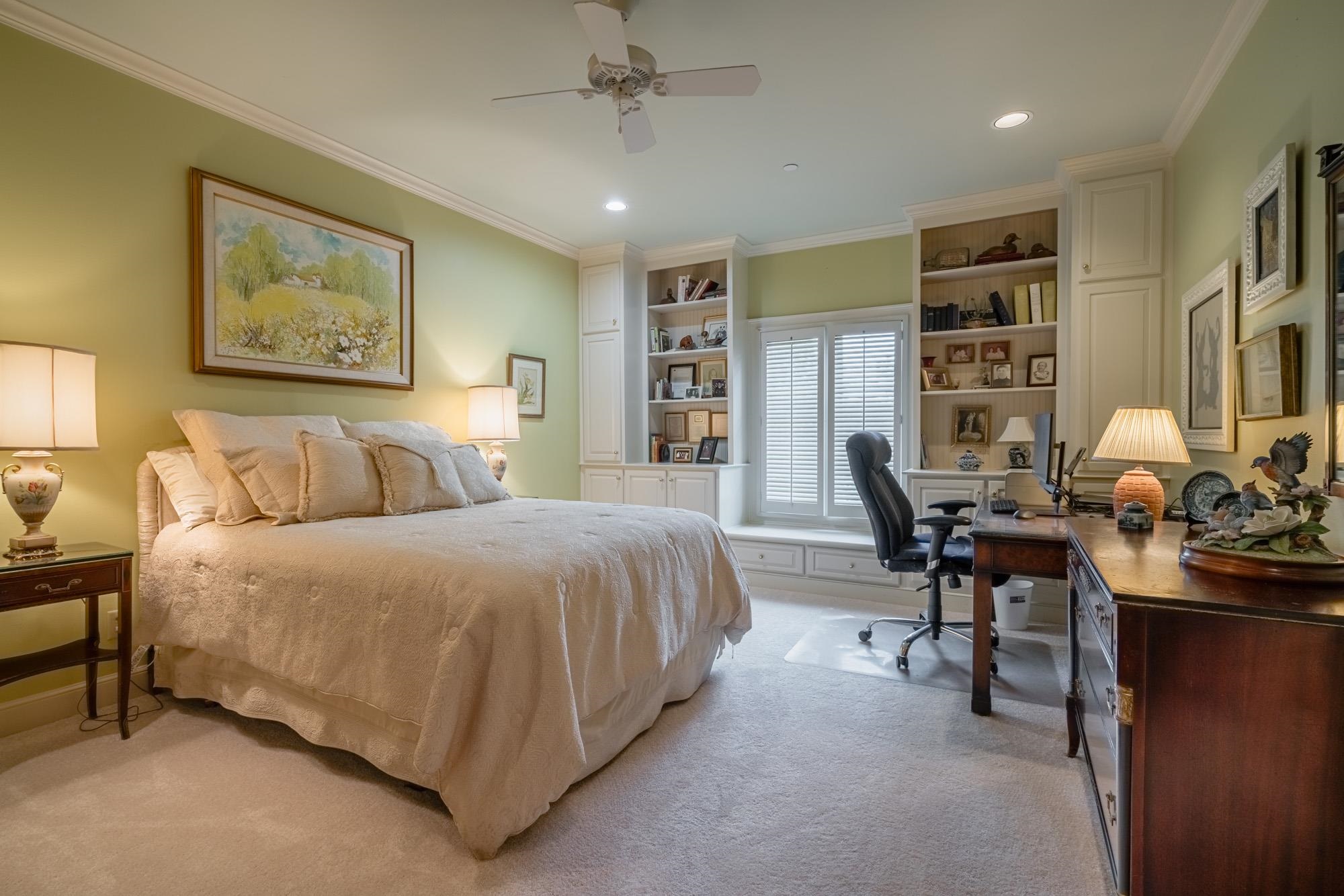 1000 MURRAY HILL LN Unit: 404