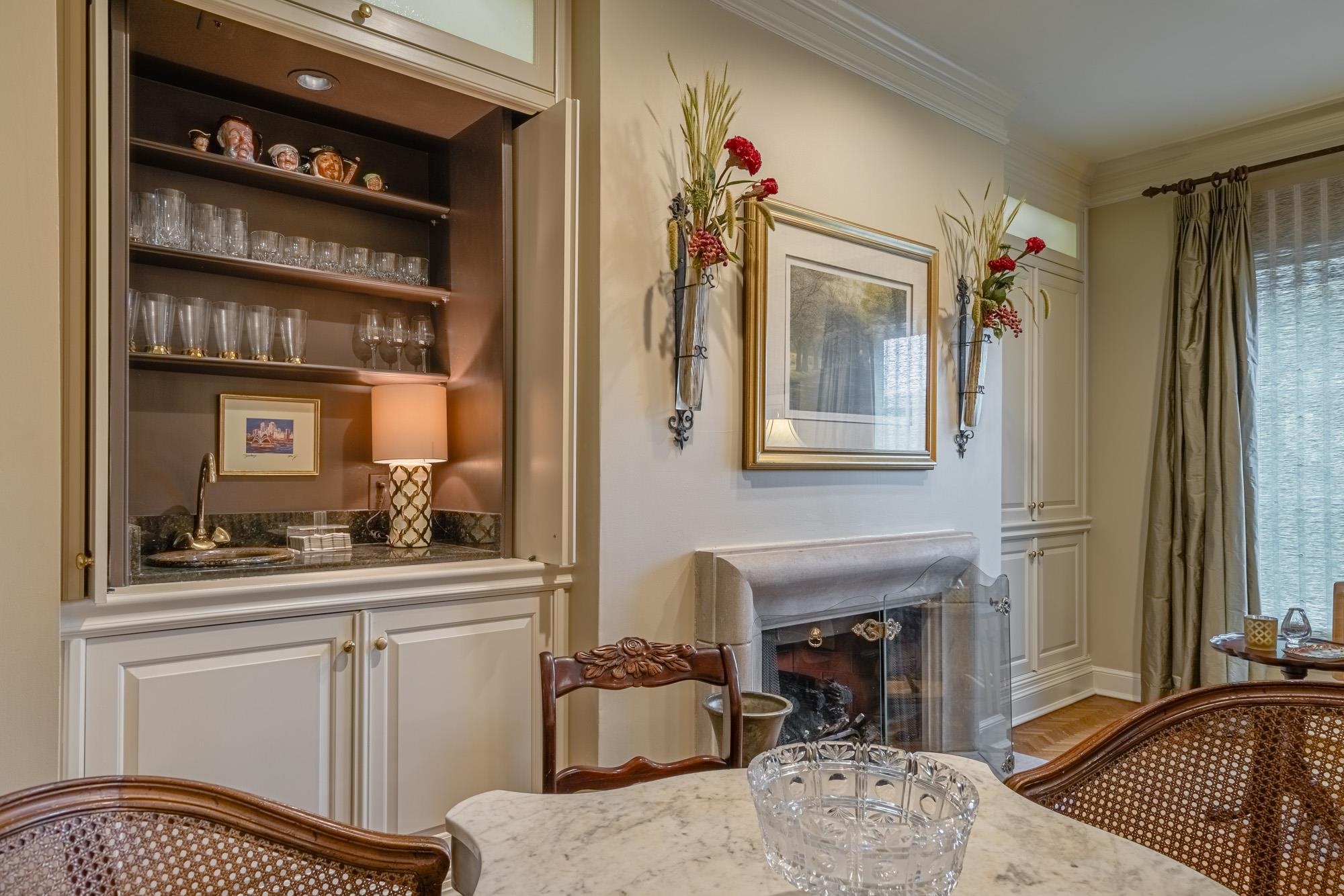 1000 MURRAY HILL LN Unit: 404