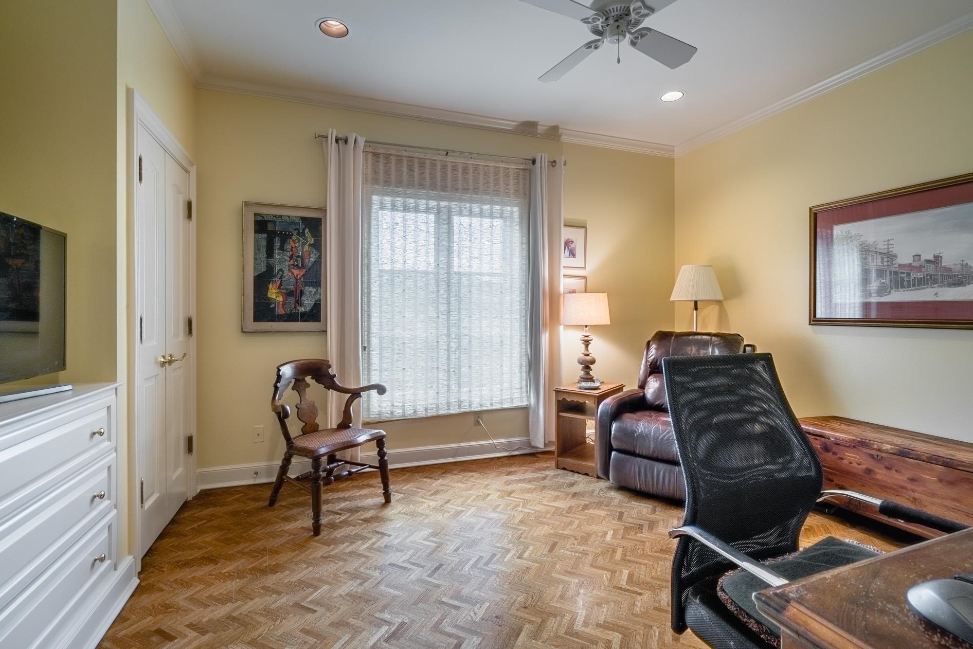 1000 MURRAY HILL LN Unit: 404