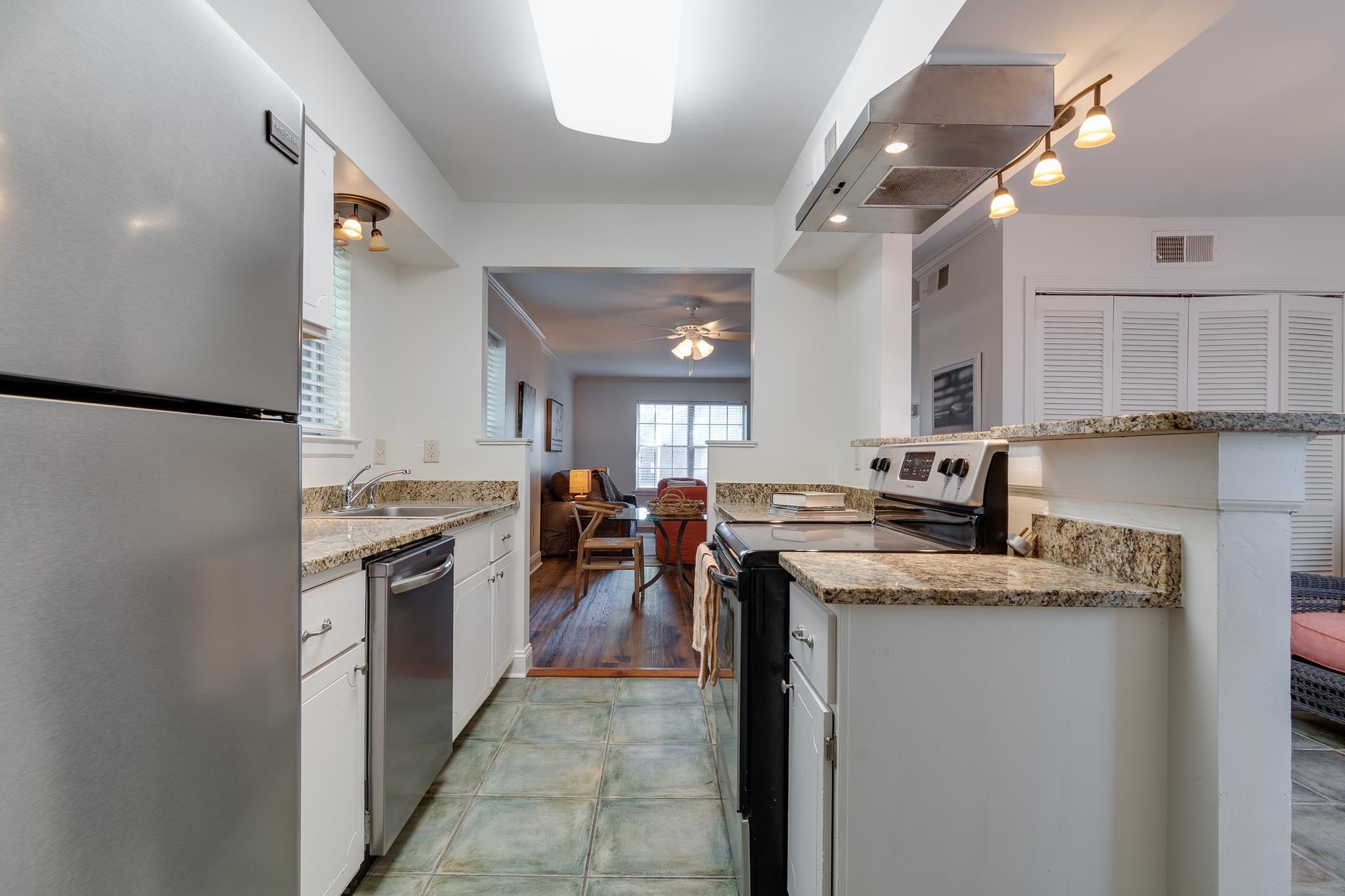 521 PEABODY SQ Unit: 521