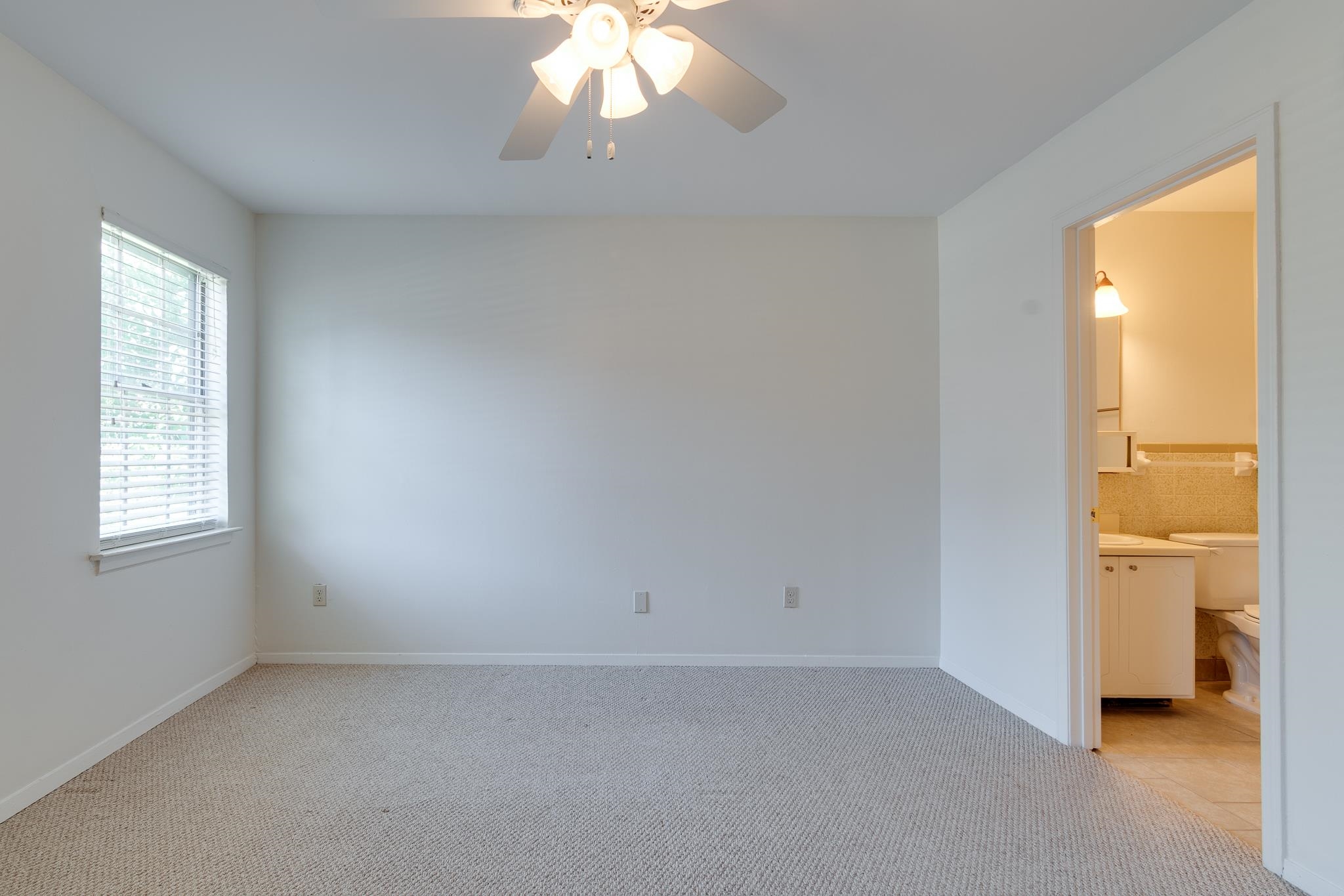 521 PEABODY SQ Unit: 521