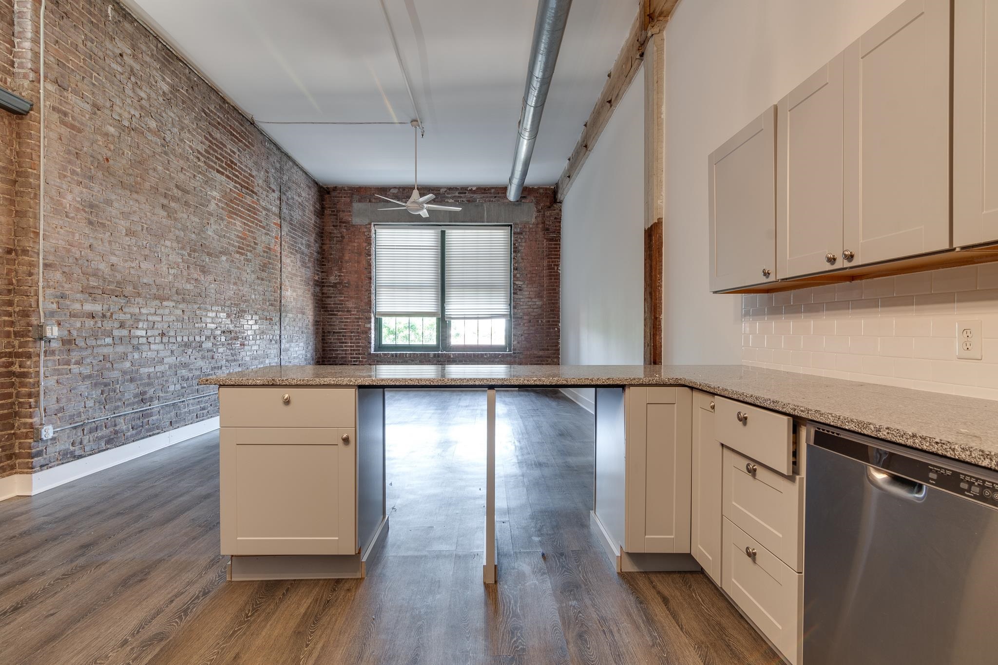 505 TENNESSEE ST Unit: 322