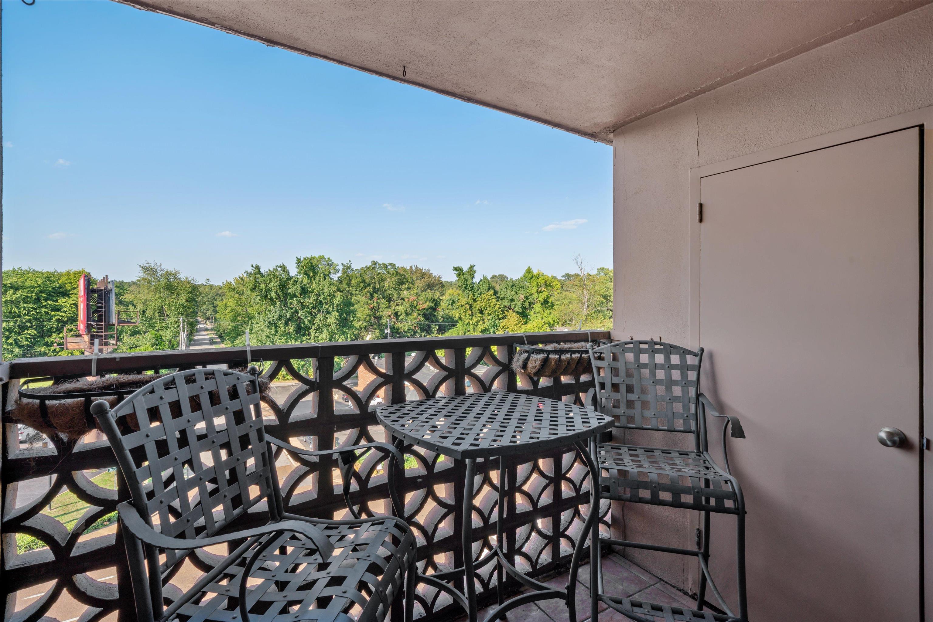 2277 UNION AVE Unit: 508