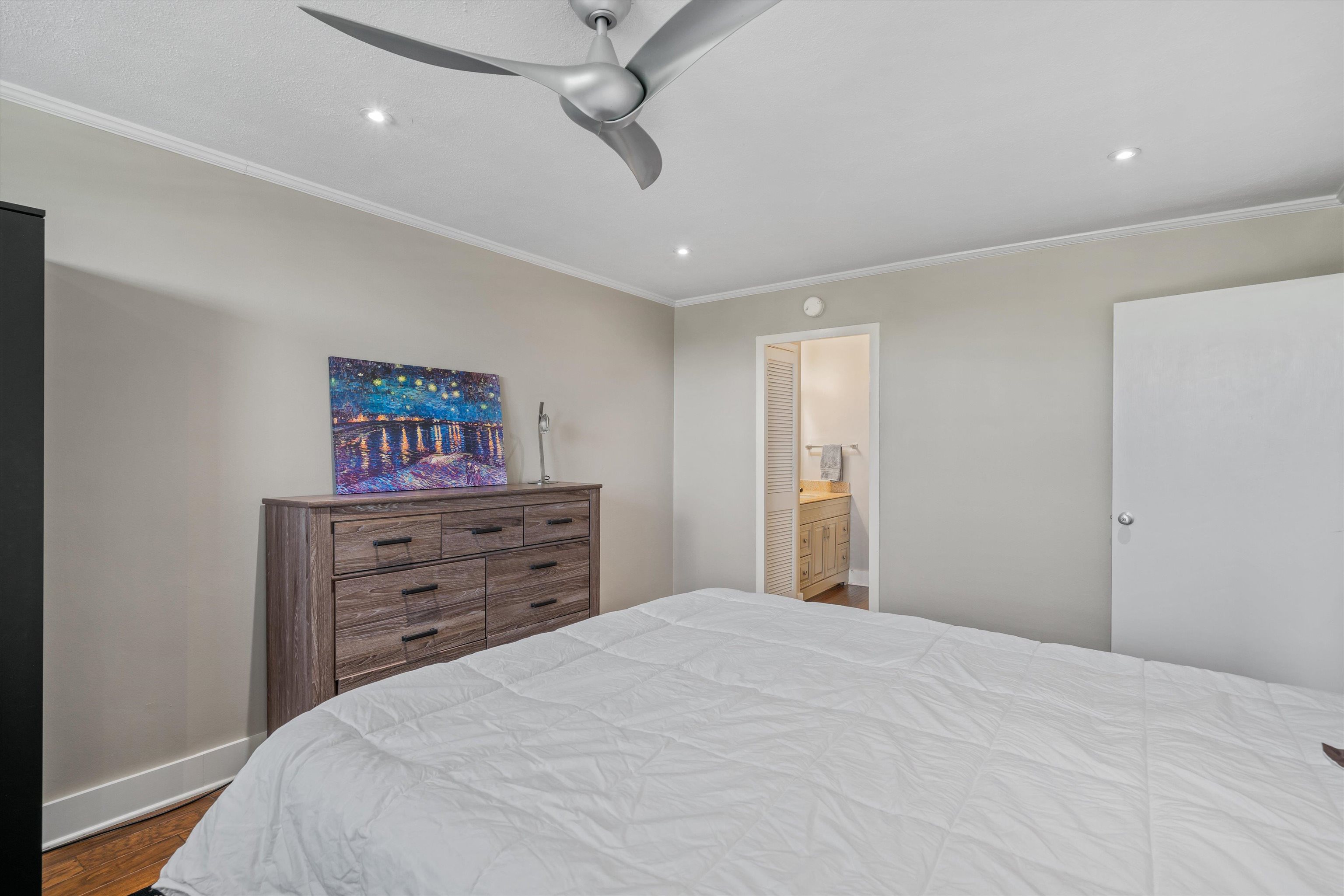 2277 UNION AVE Unit: 508