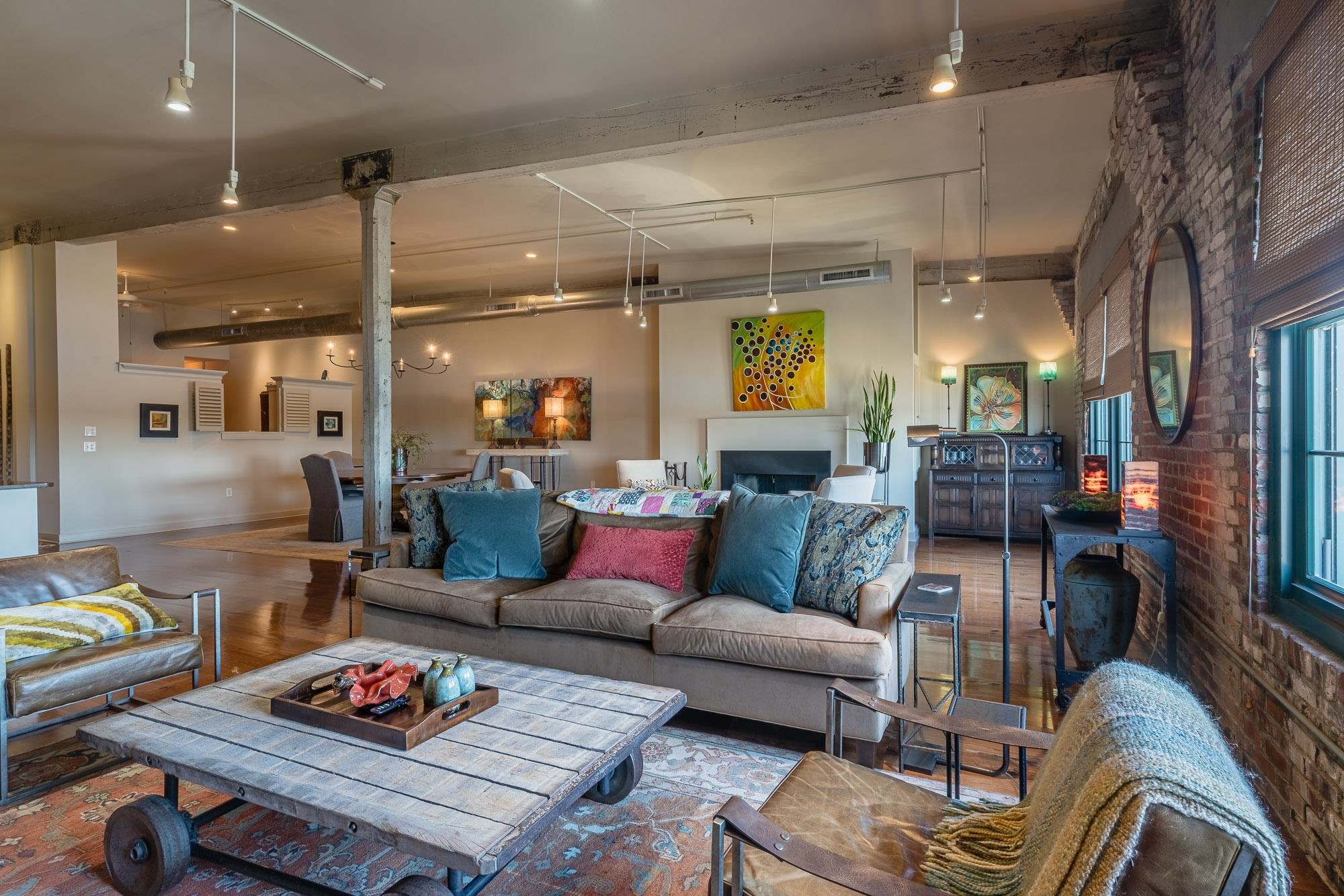 505 TENNESSEE ST Unit: PH6