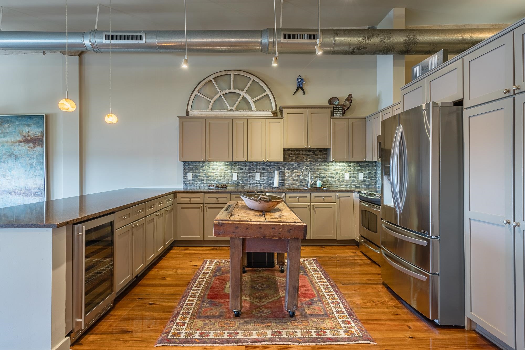 505 TENNESSEE ST Unit: PH6