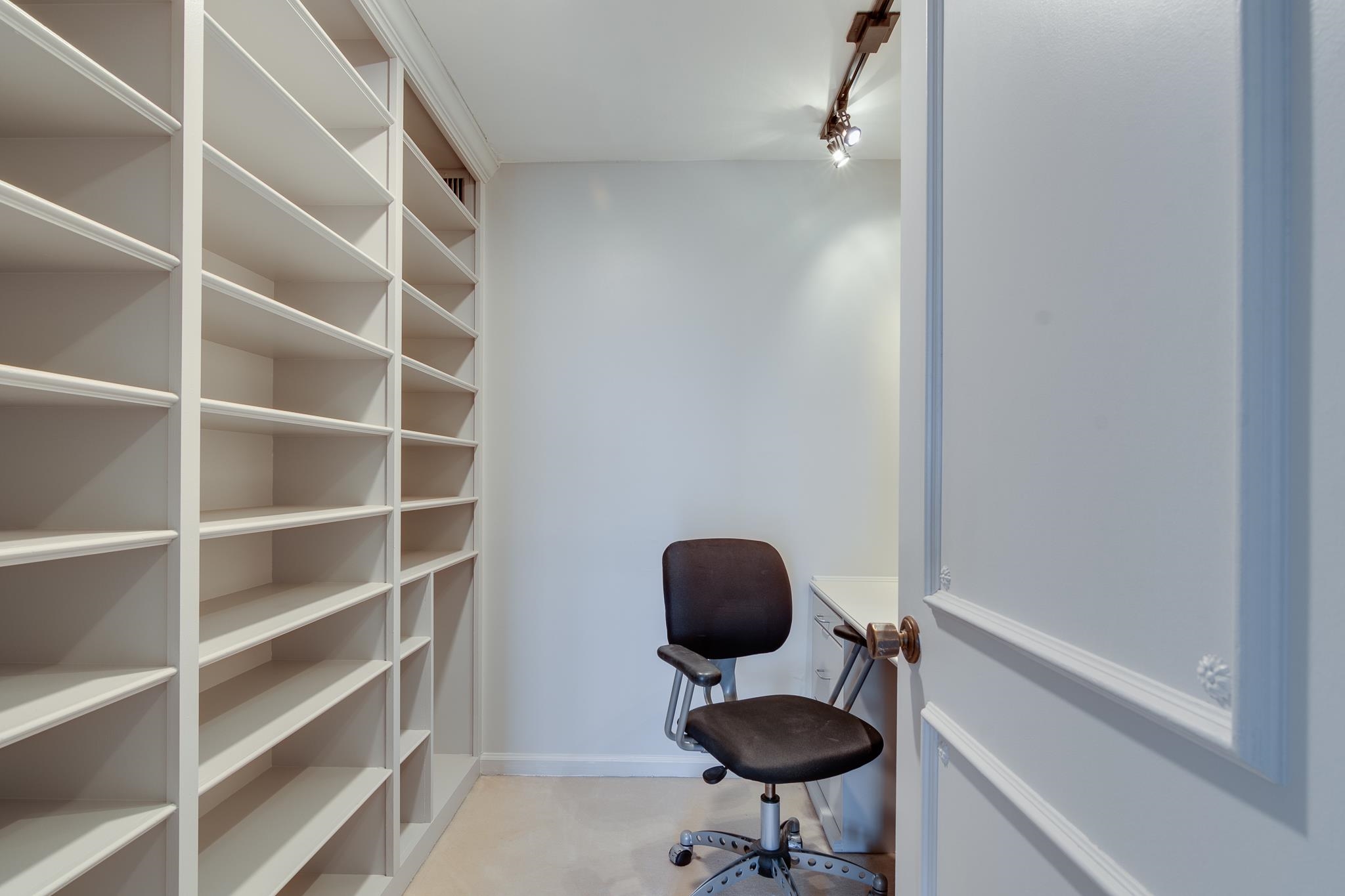 475 N HIGHLAND ST Unit: 9JK