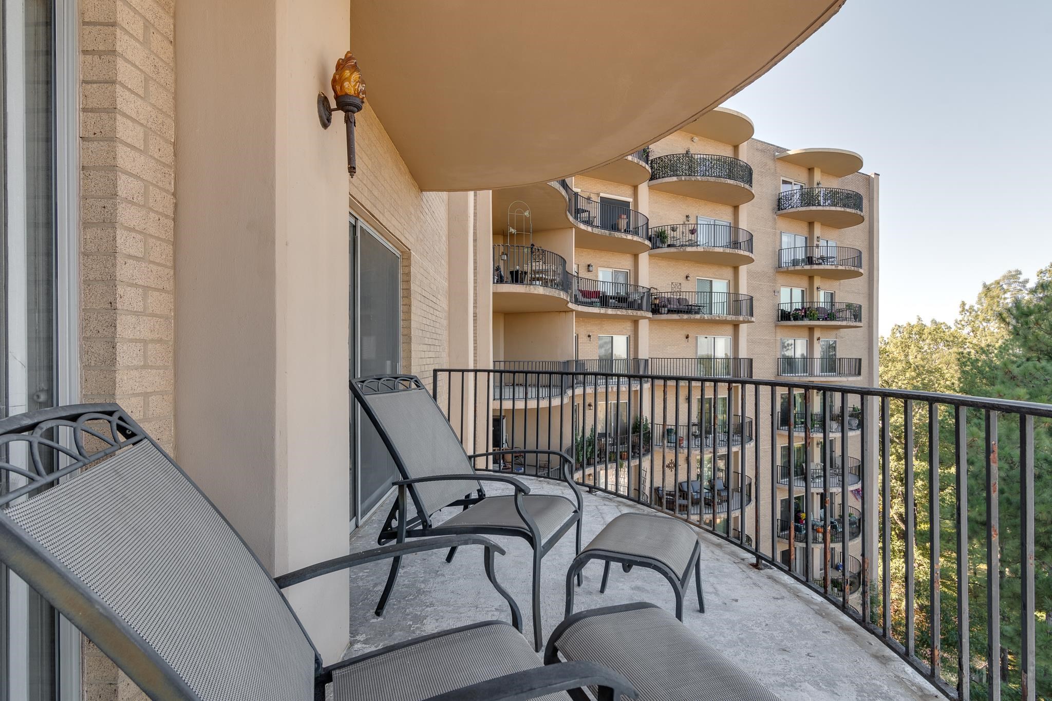 475 N HIGHLAND ST Unit: 9JK